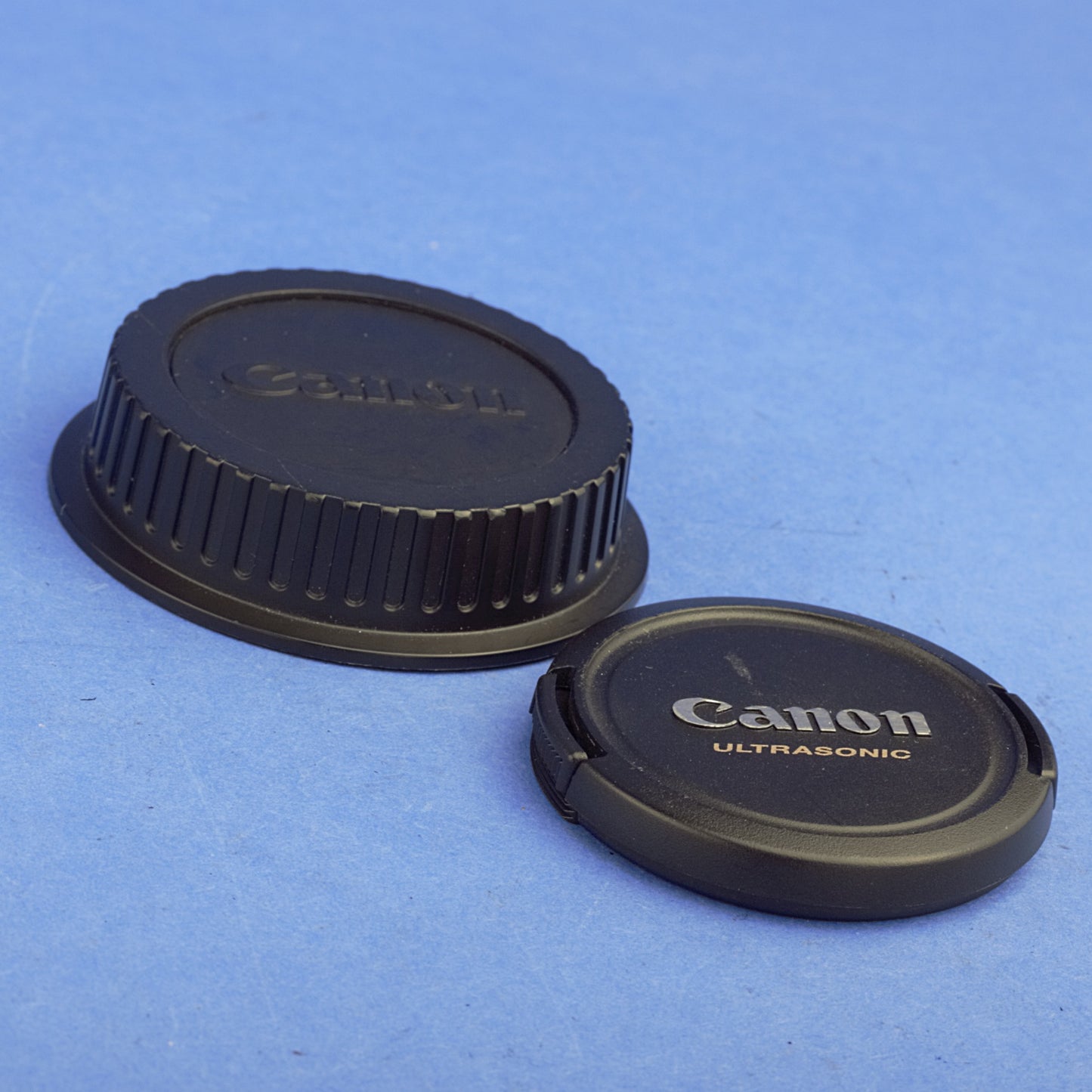 Canon EF-S 60mm 2.8 Macro Lens Beautiful Condition