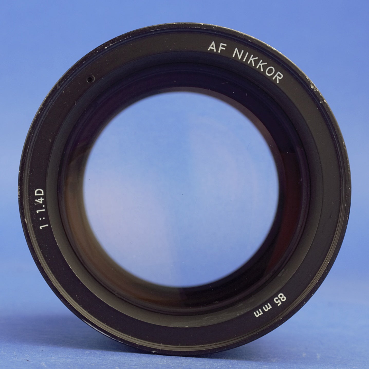 Nikon AF Nikkor 85mm 1.4 Lens