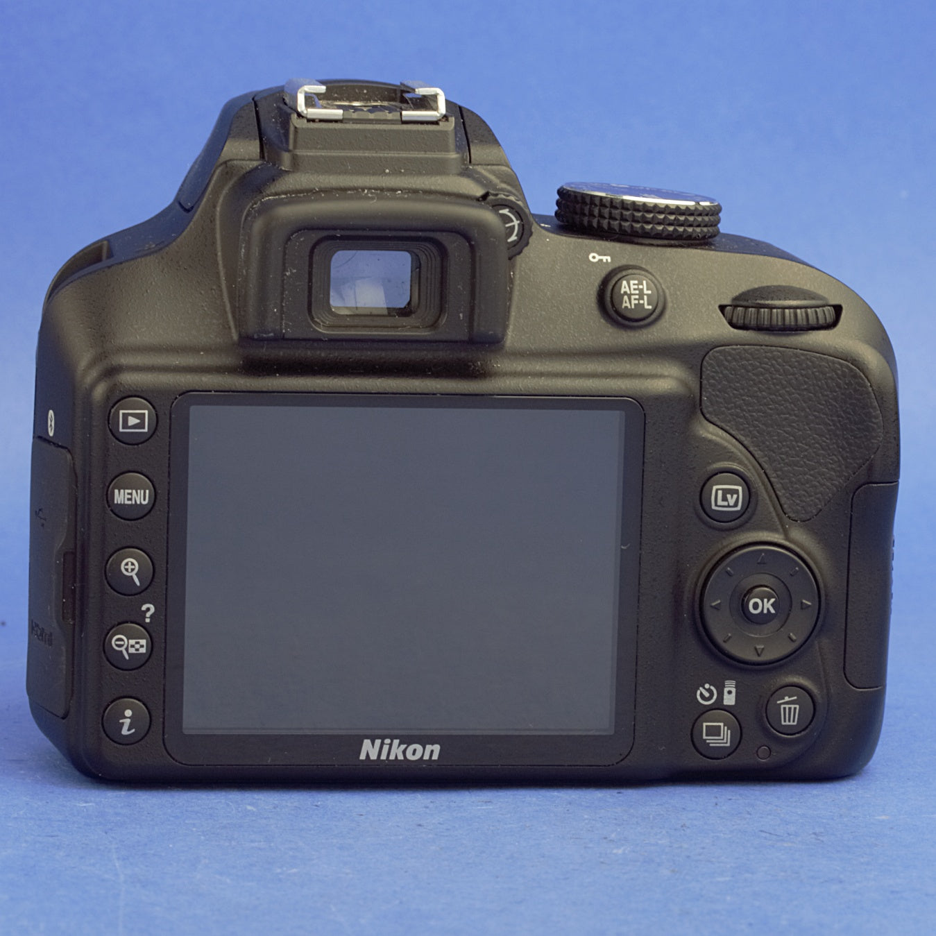 Nikon D3400 Digital Camera Body 12000 Actuations Near Mint Condition