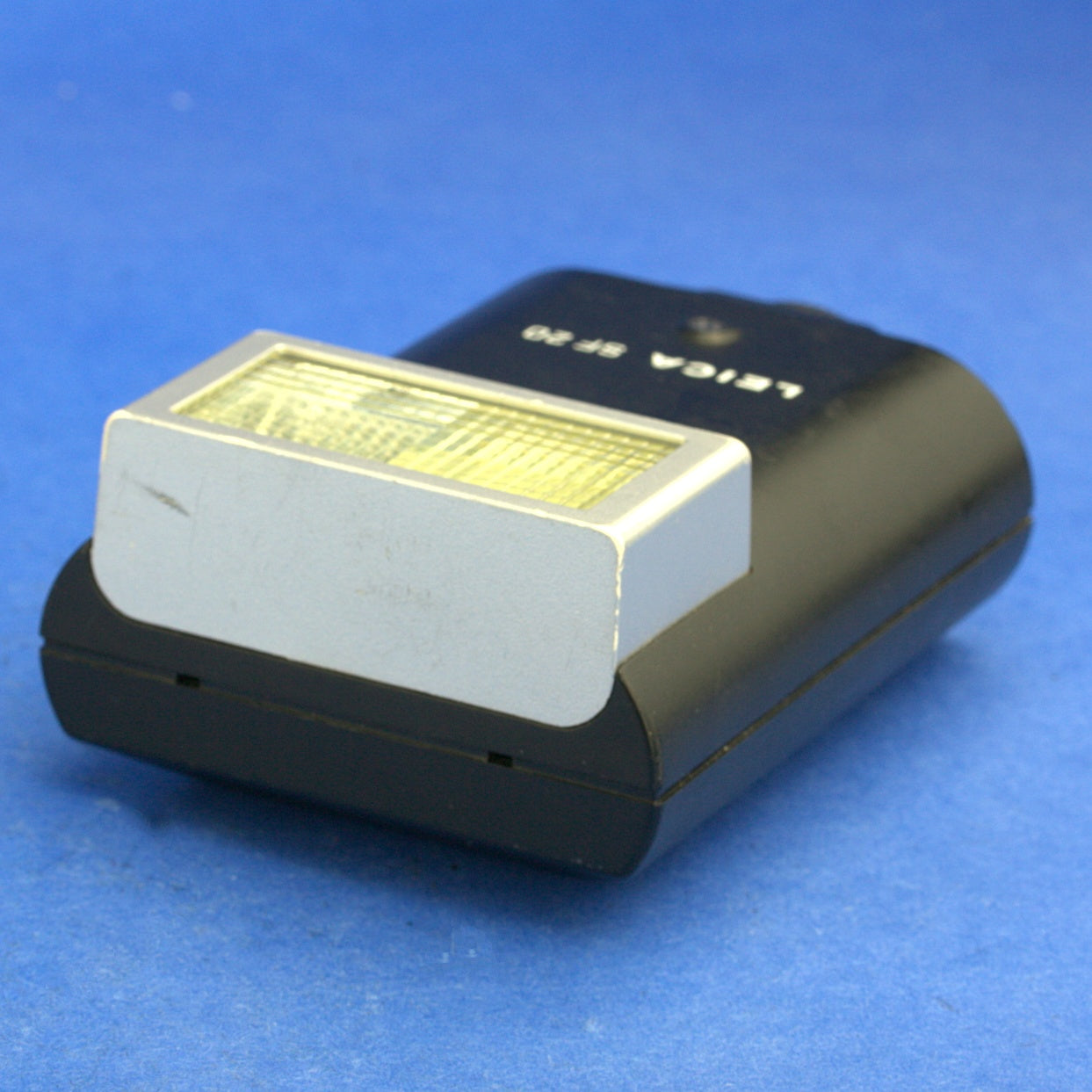 Leica SF20 Shoe Mount Flash