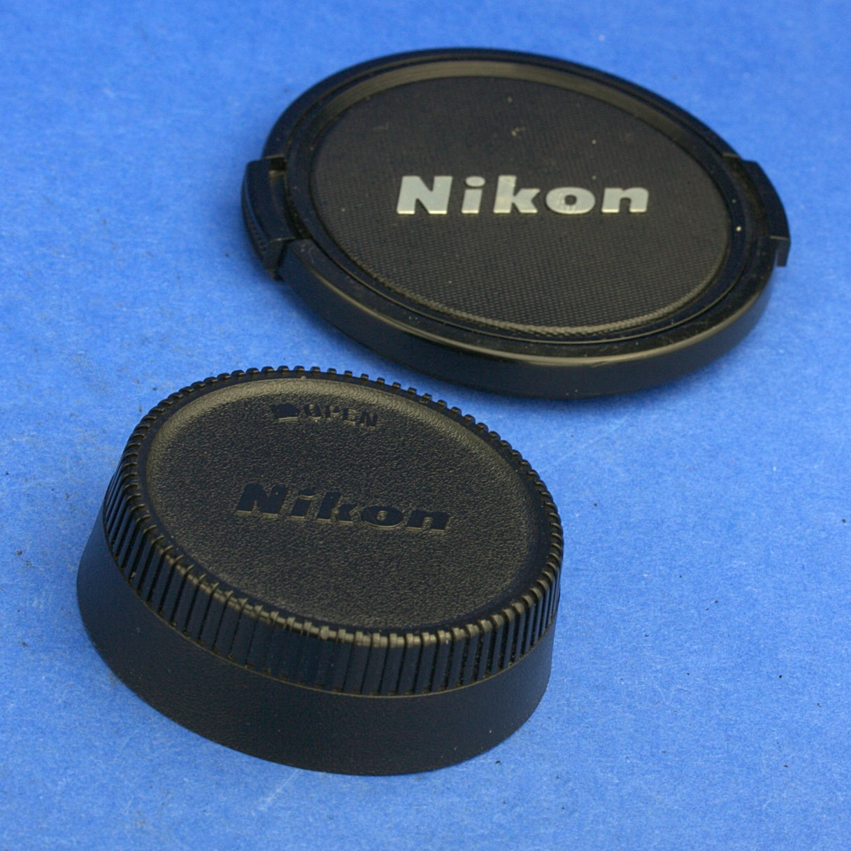 Nikon Nikkor 105mm 1.8 Ai-S Lens Beautiful Condition