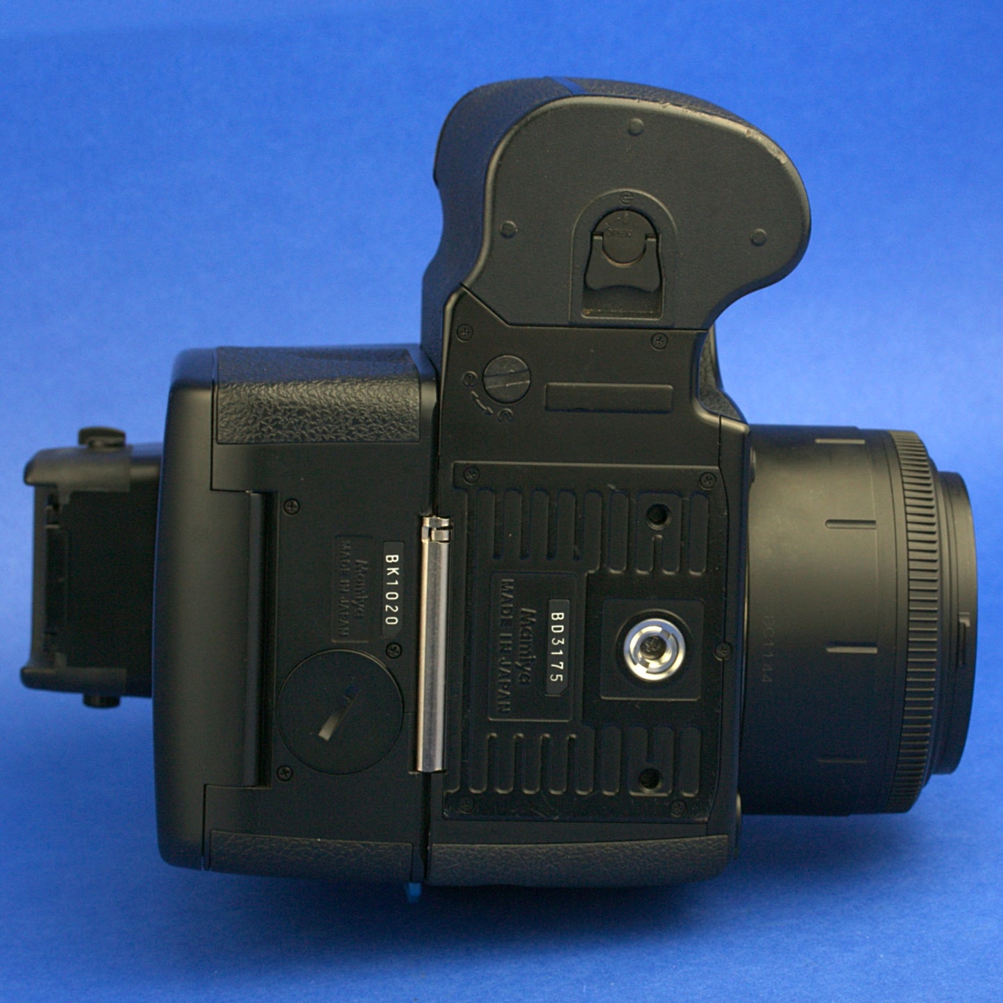 Mamiya 645 AFD Medium Format Camera Kit Beautiful Condition