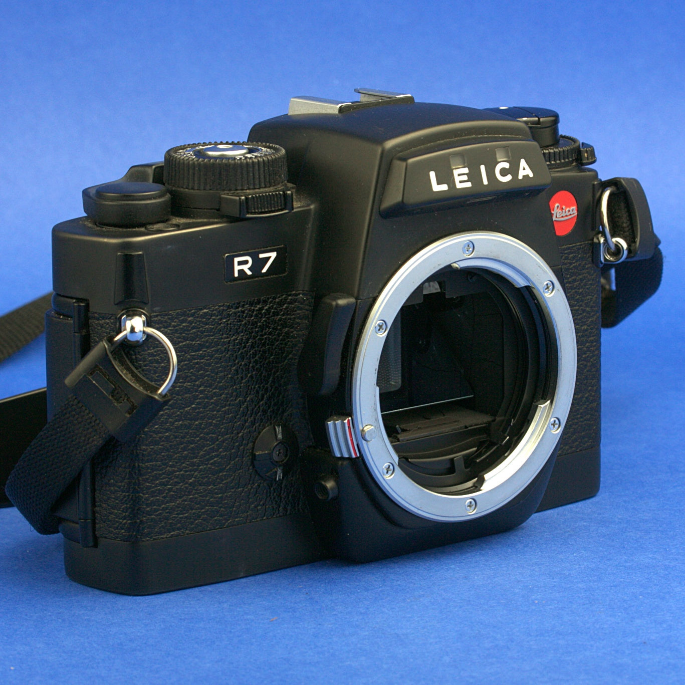 Leica R7 Film Camera Body Beautiful Condition