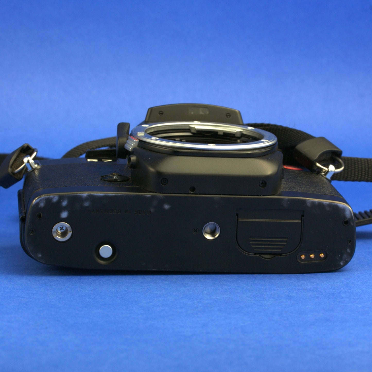 Leica R7 Film Camera Body Beautiful Condition