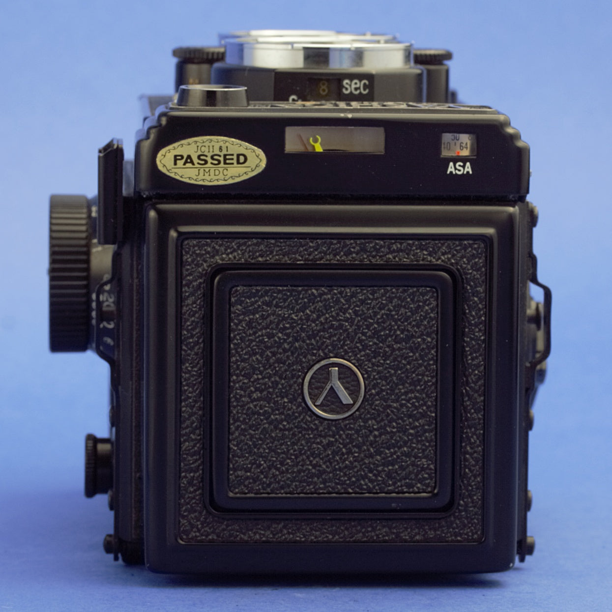 Yashica Mat-124G Medium Format Camera Near Mint Condition