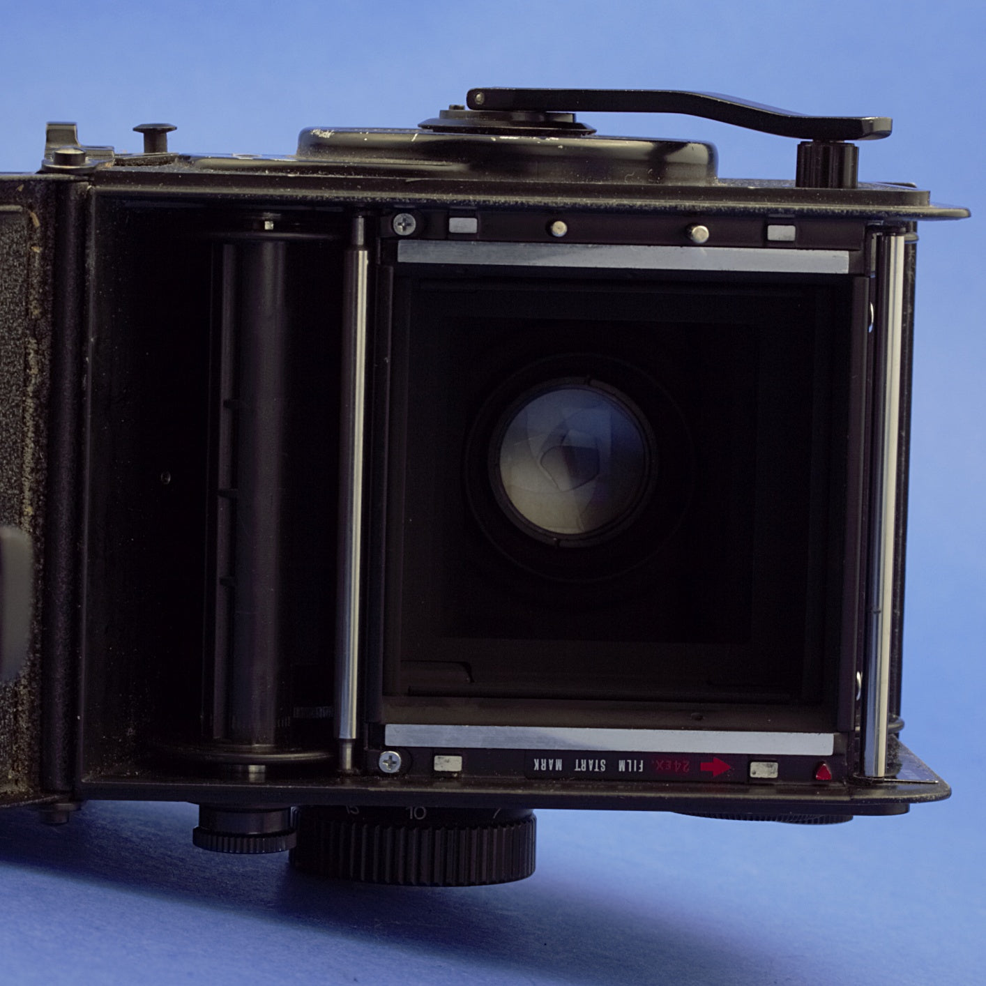 Yashica Mat-124G Medium Format Camera