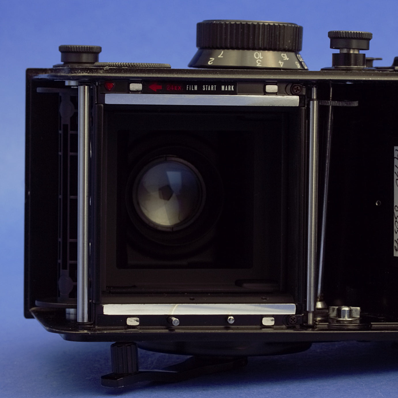 Yashica Mat-124G Medium Format Camera