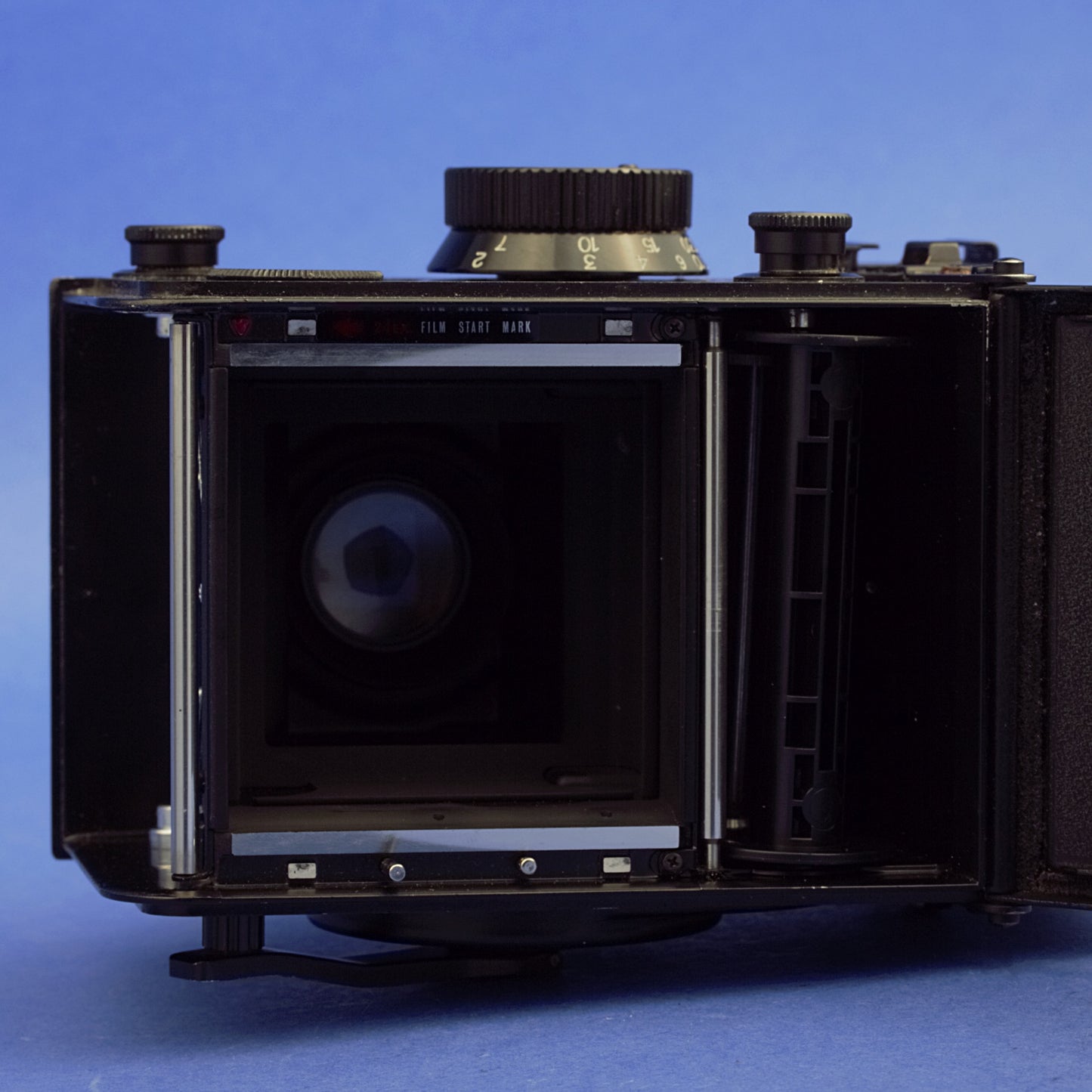 Yashica Mat-124G Medium Format Camera