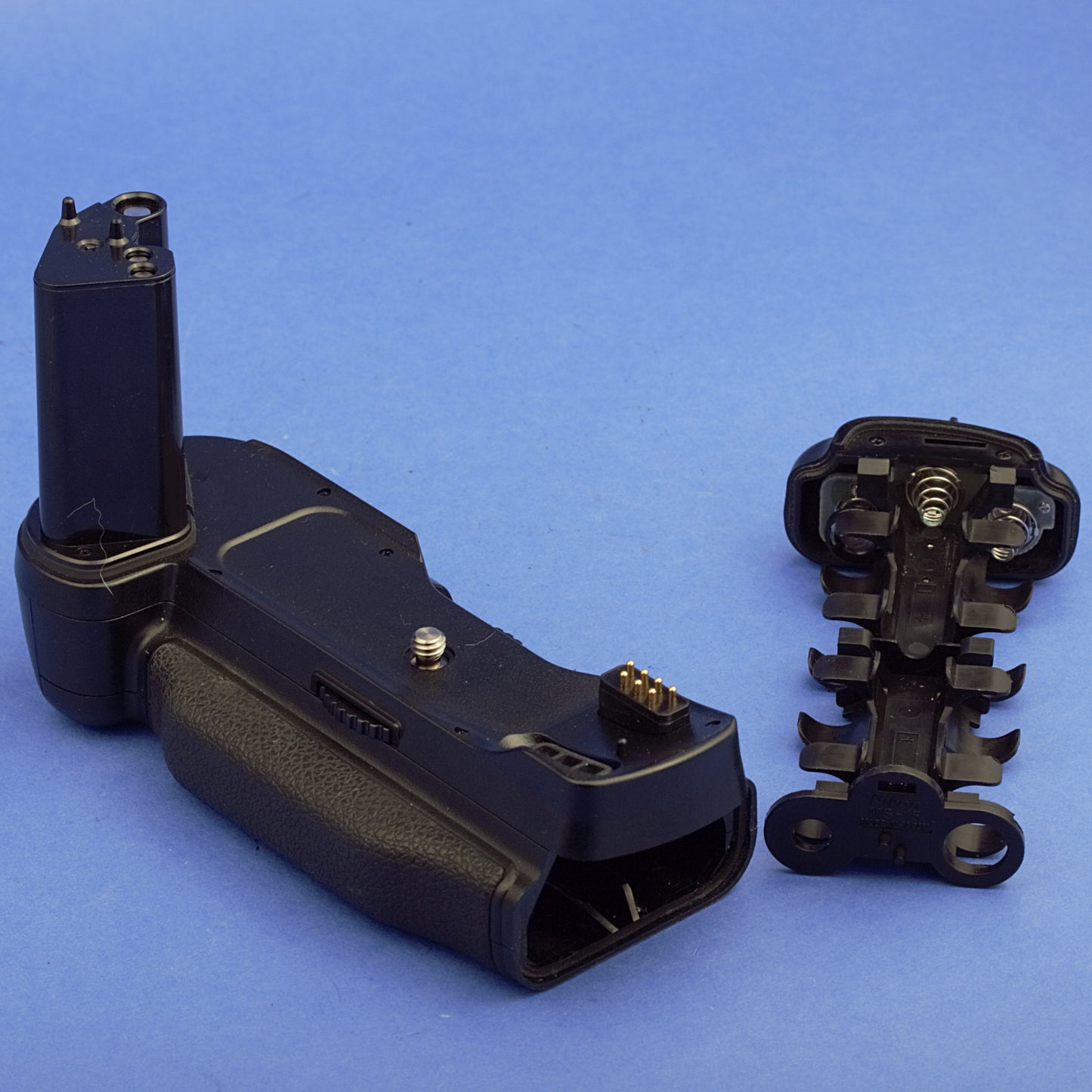 Nikon F100 Film Camera Body with MB-15 Grip