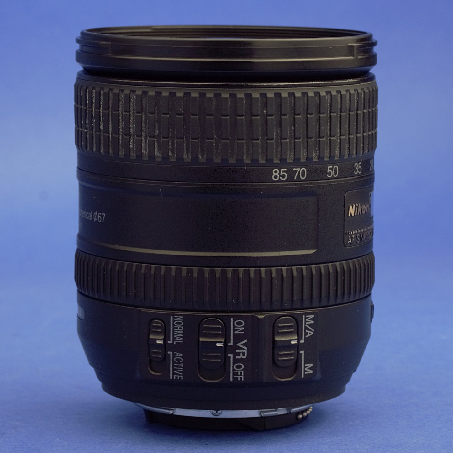 Nikon AF-S Nikkor 16-85mm 3.5-5.6 VR Lens