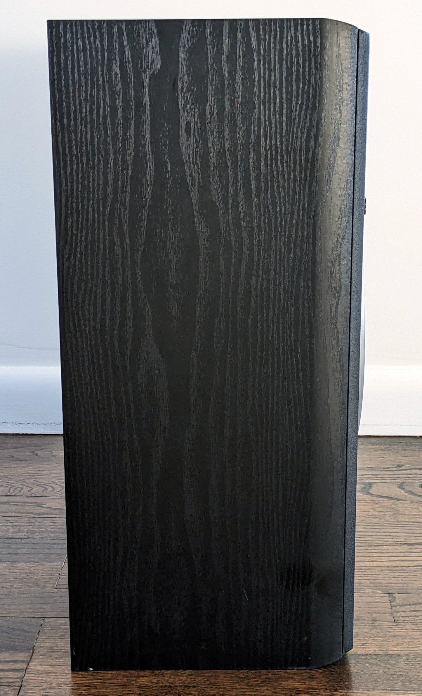 JBL N28 Single Bookshelf Speaker Excellent Condition