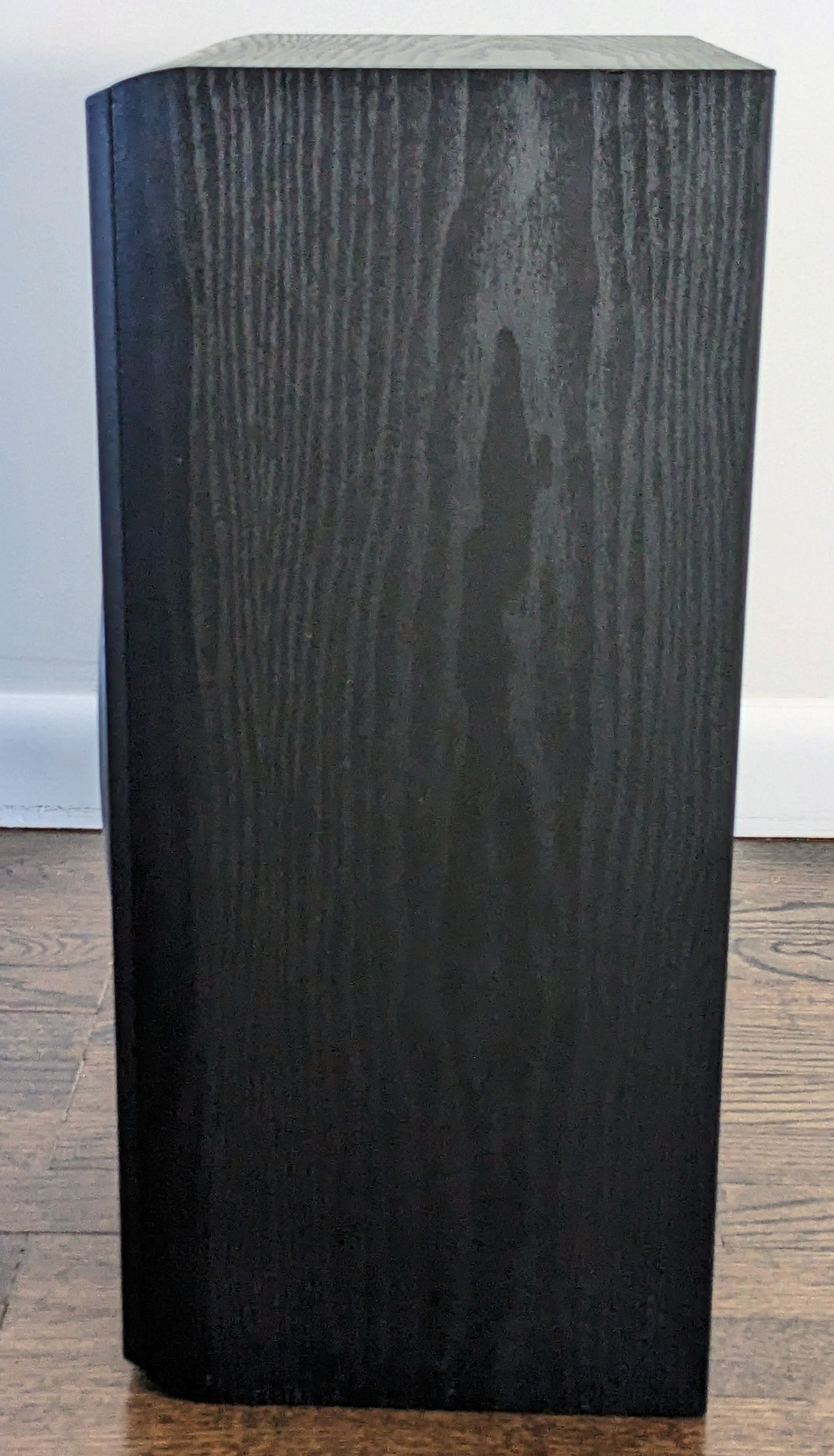 JBL N28 Single Bookshelf Speaker Excellent Condition