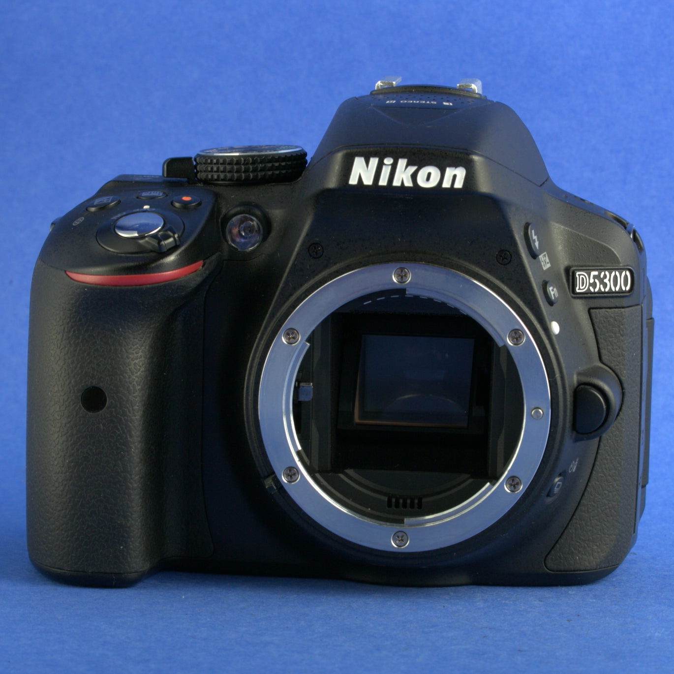 Nikon D5300 Digital Camera Body 1100 Actuations Mint Condition