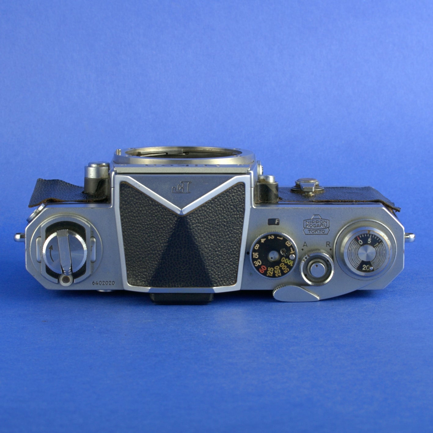 Nikon F Early Camera Body 6402020 with Type 1 Finder Triangular Pins