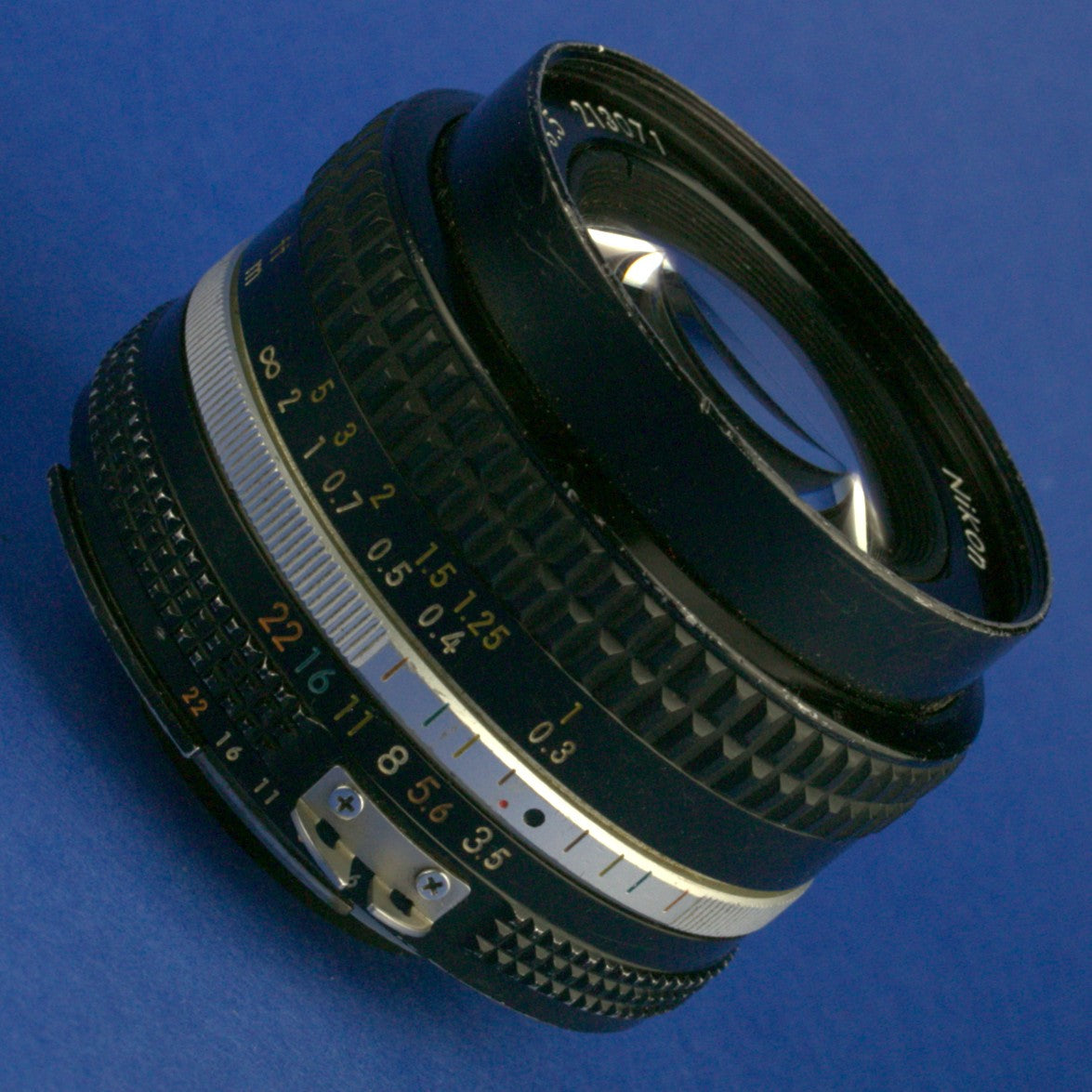 Nikon Nikkor 20mm 3.5 Ai-S Lens
