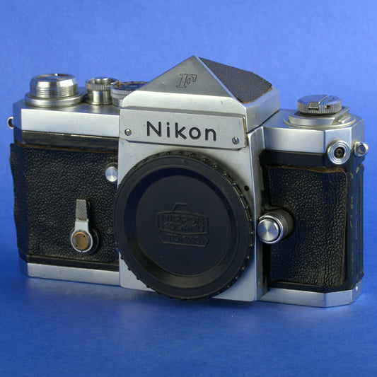Nikon F Early Camera Body 6402020 with Type 1 Finder Triangular Pins