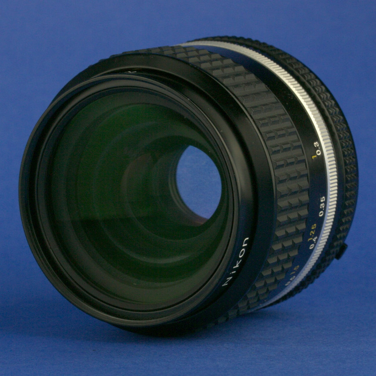 Nikon Nikkor 35mm F2 Ai-S Lens Beautiful Condition
