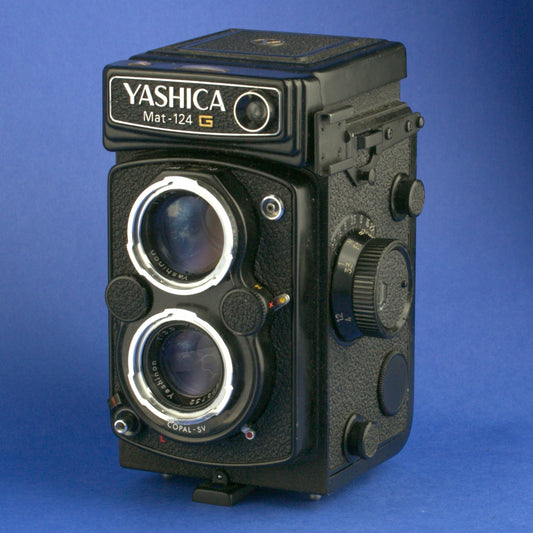Yashica Mat-124G Medium Format Camera *** READ ***