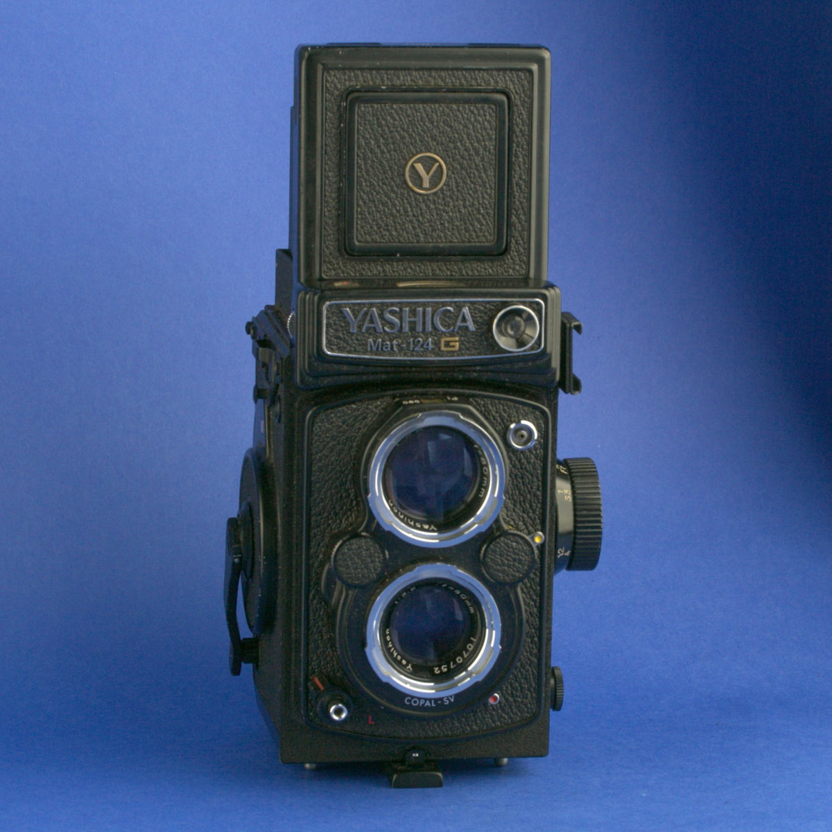 Yashica Mat-124G Medium Format Camera *** READ ***