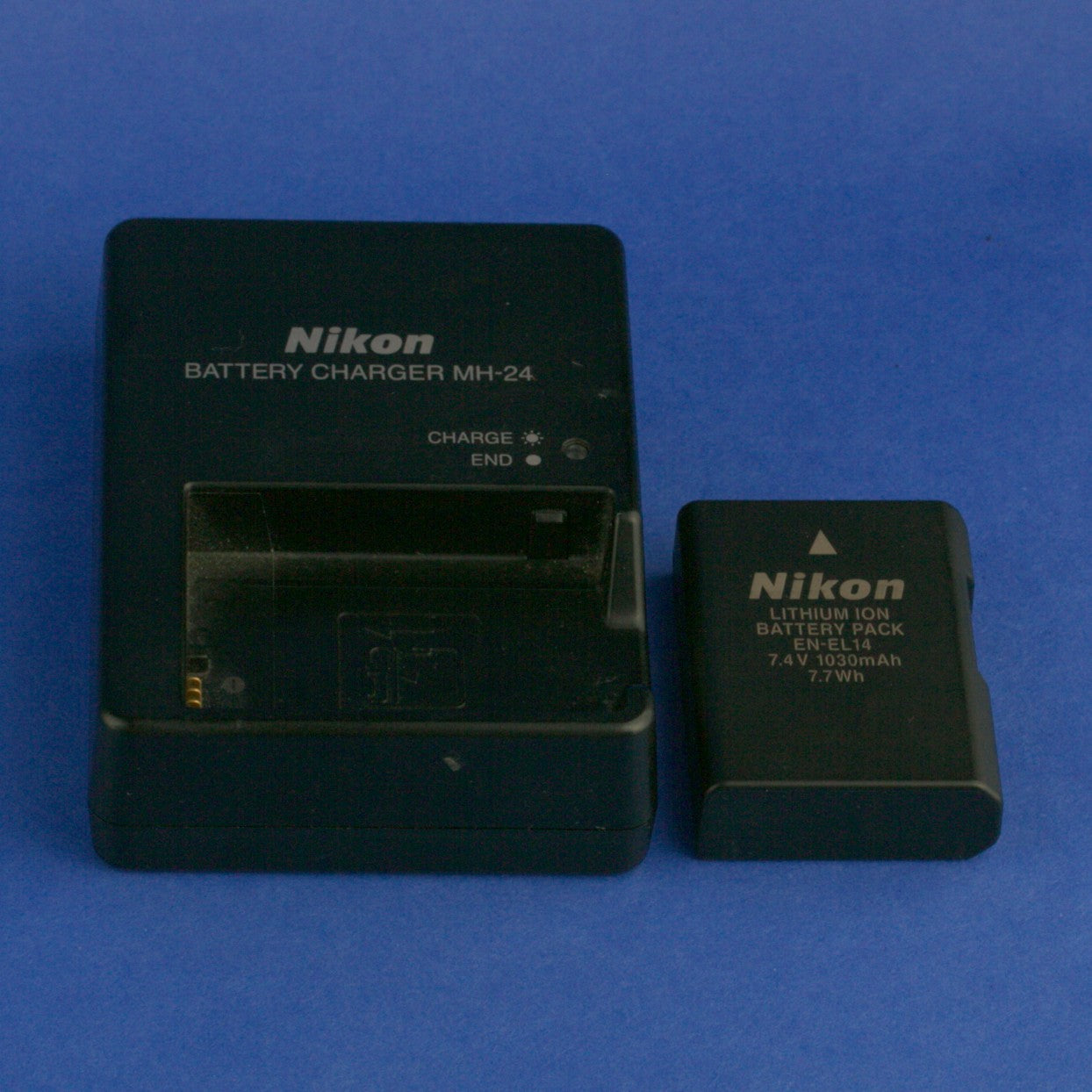 Nikon D3100 Digital Camera Body 2800 Actuations Beautiful Condition