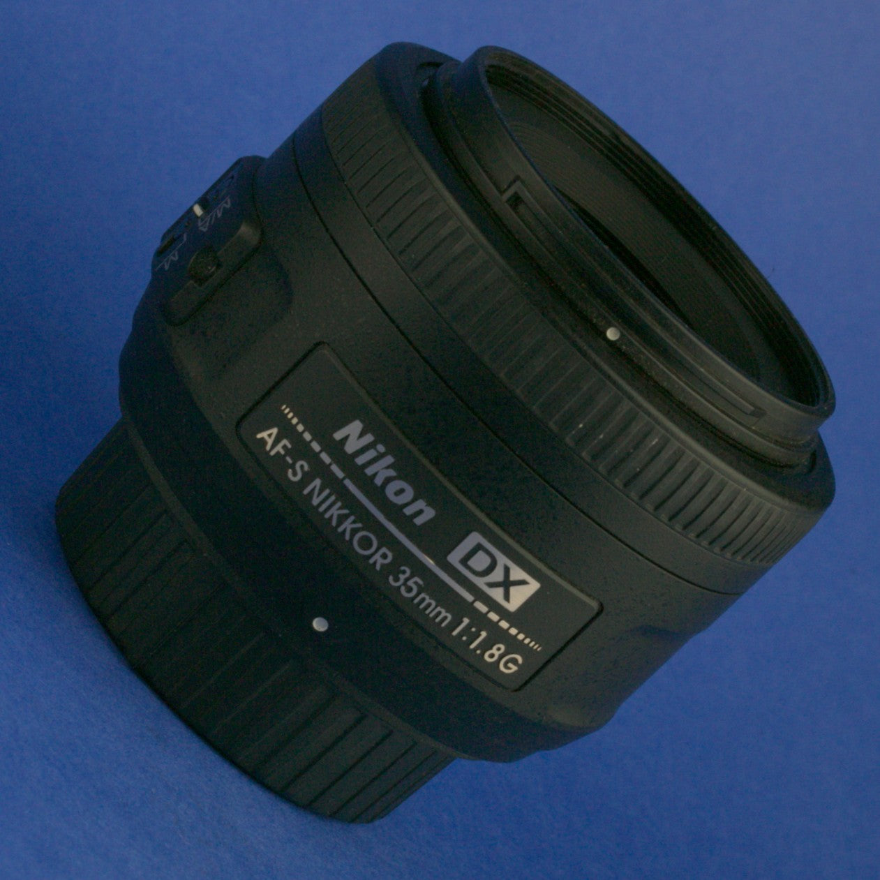 Nikon AF-S Nikkor 35mm 1.8 G DX Lens US Model Near mint Condition