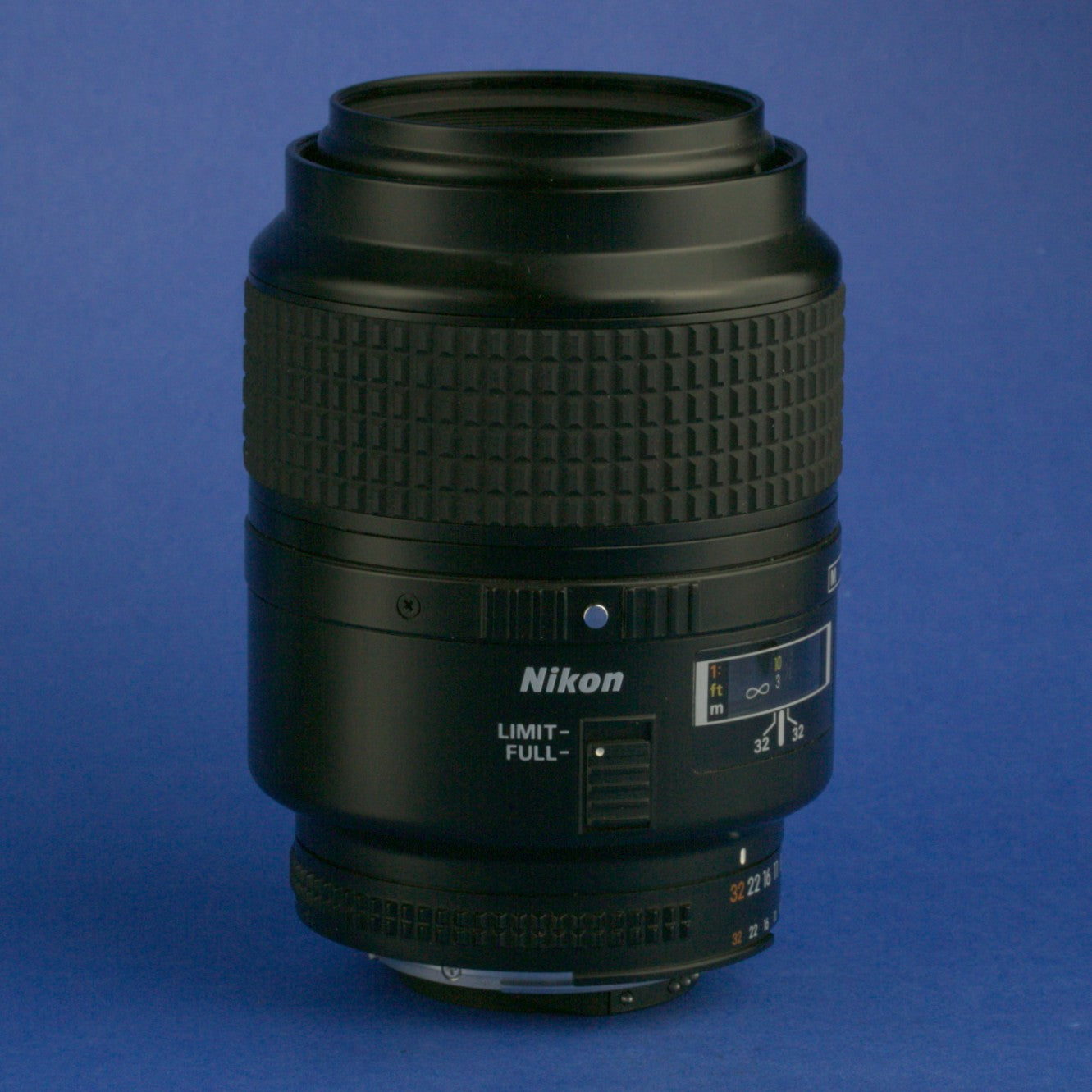 Nikon AF Nikkor 105mm 2.8 Lens *** READ ***