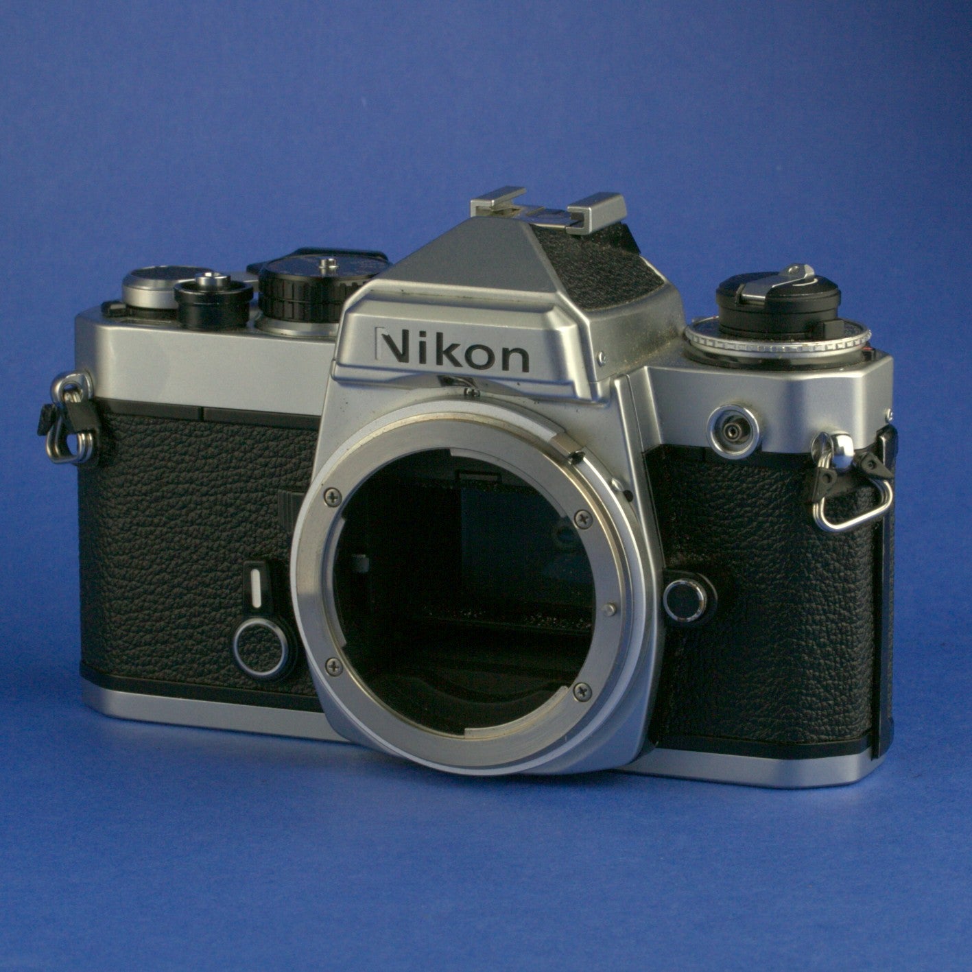 Nikon FE Film Camera Body *** READ ***