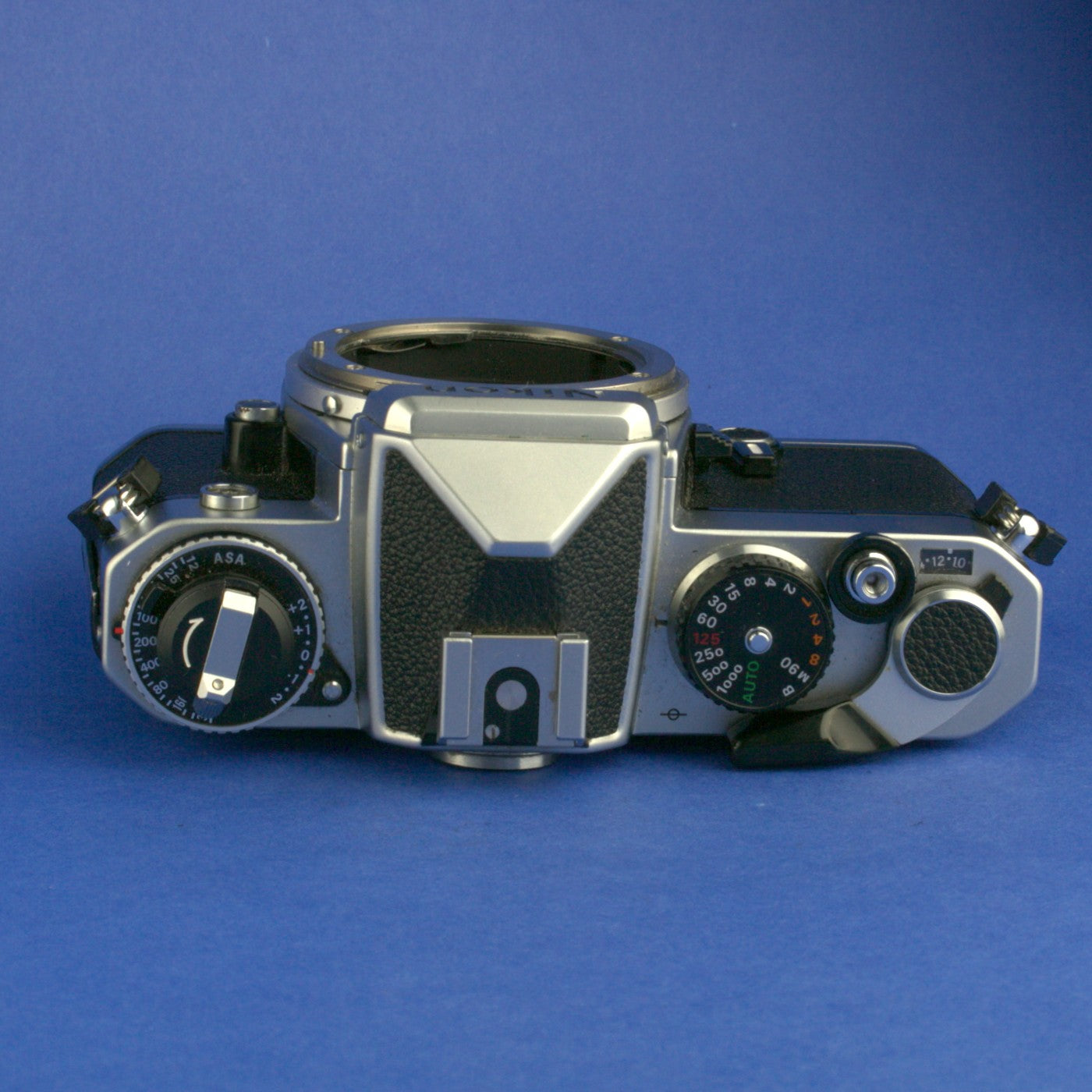 Nikon FE Film Camera Body *** READ ***