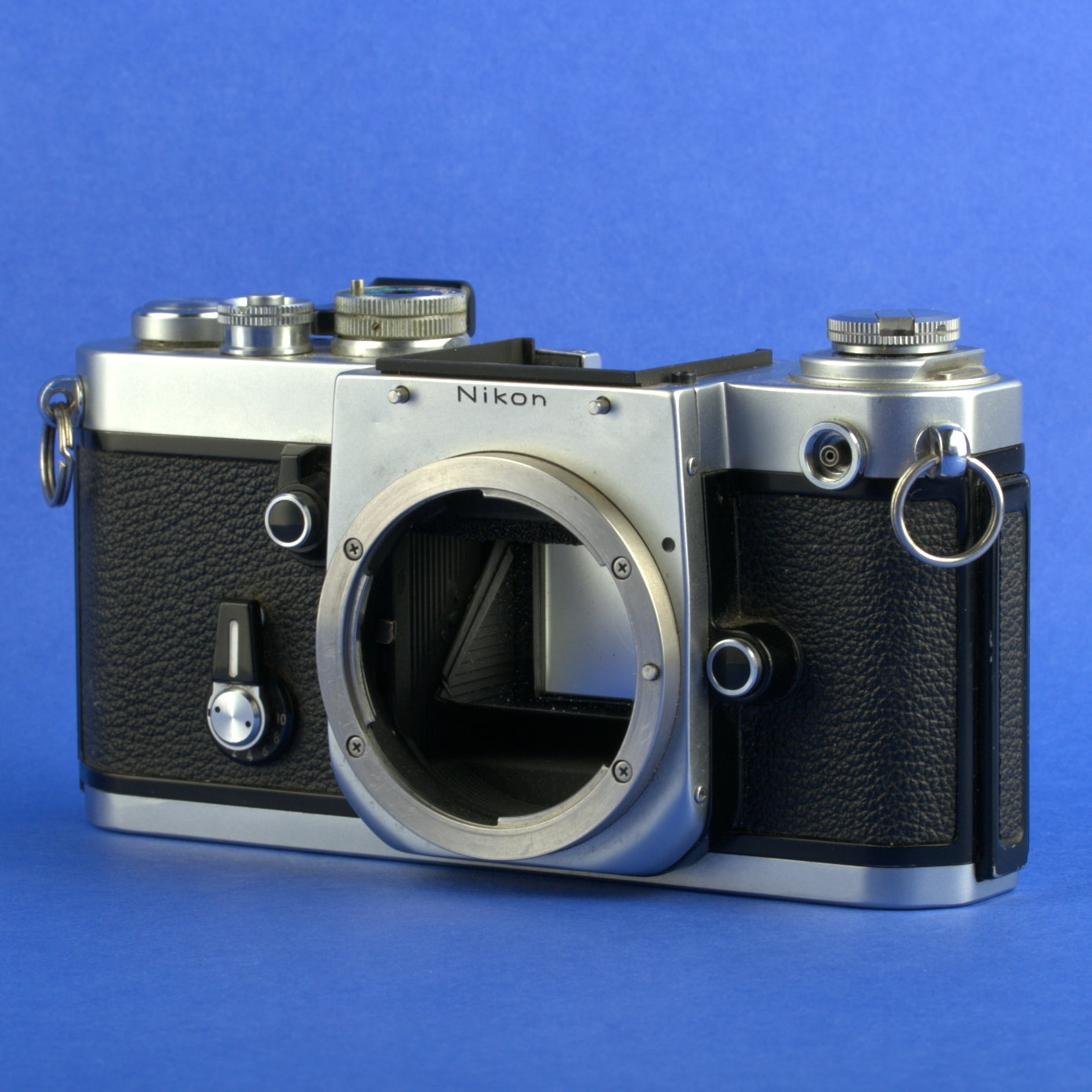 Nikon F2 Film Camera Body Only READ
