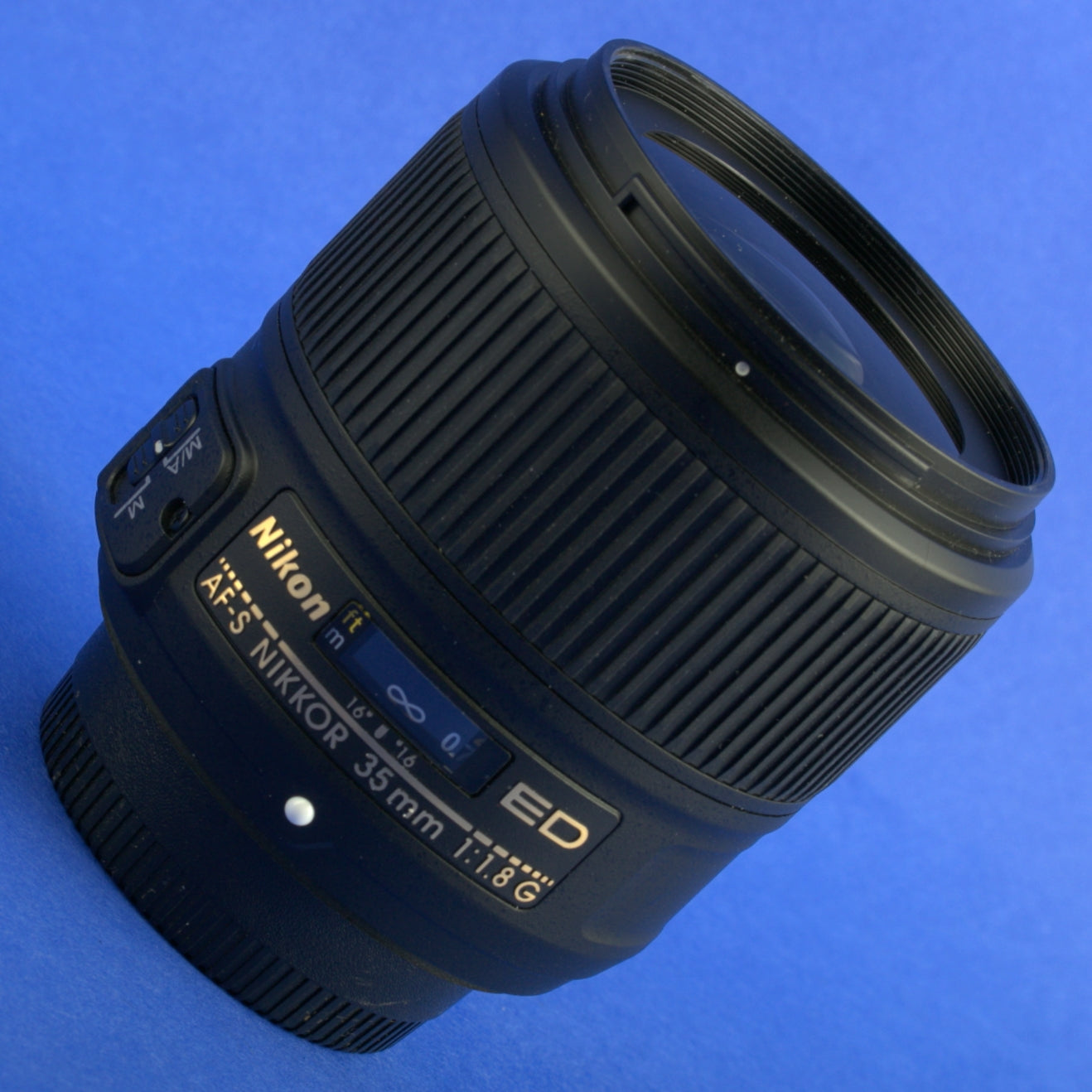 Nikon AF-S Nikkor 35mm 1.8 ED Lens Near Mint Condition