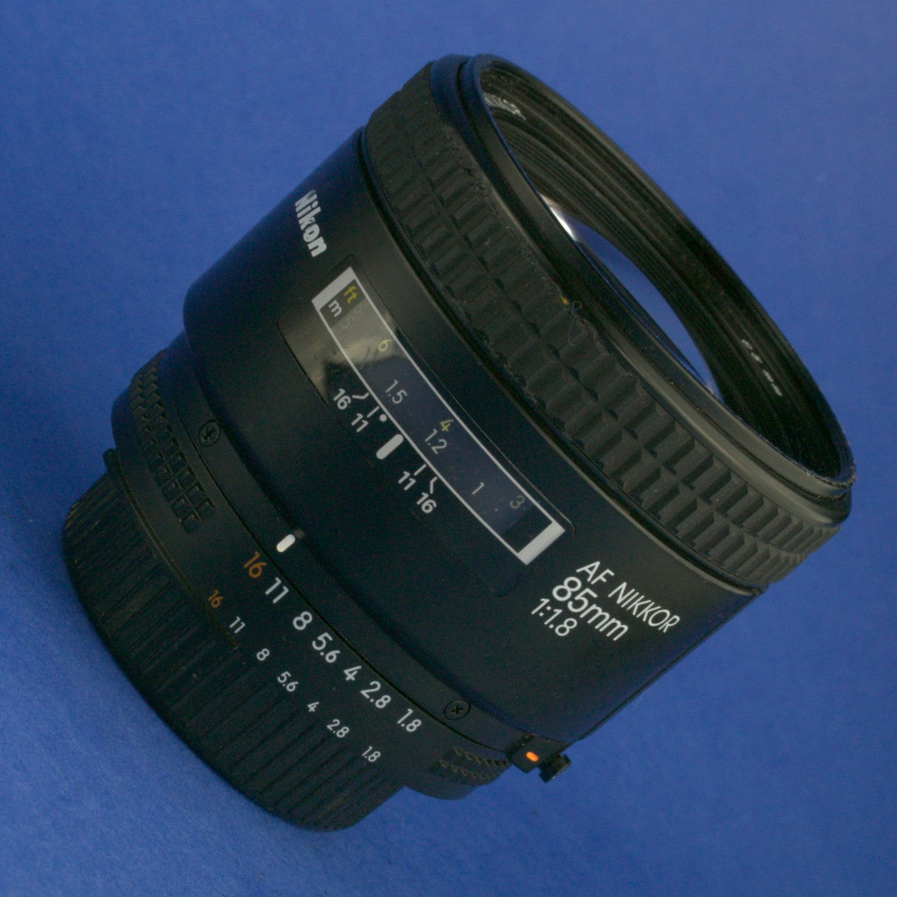 Nikon AF Nikkor 85mm 1.8 Lens