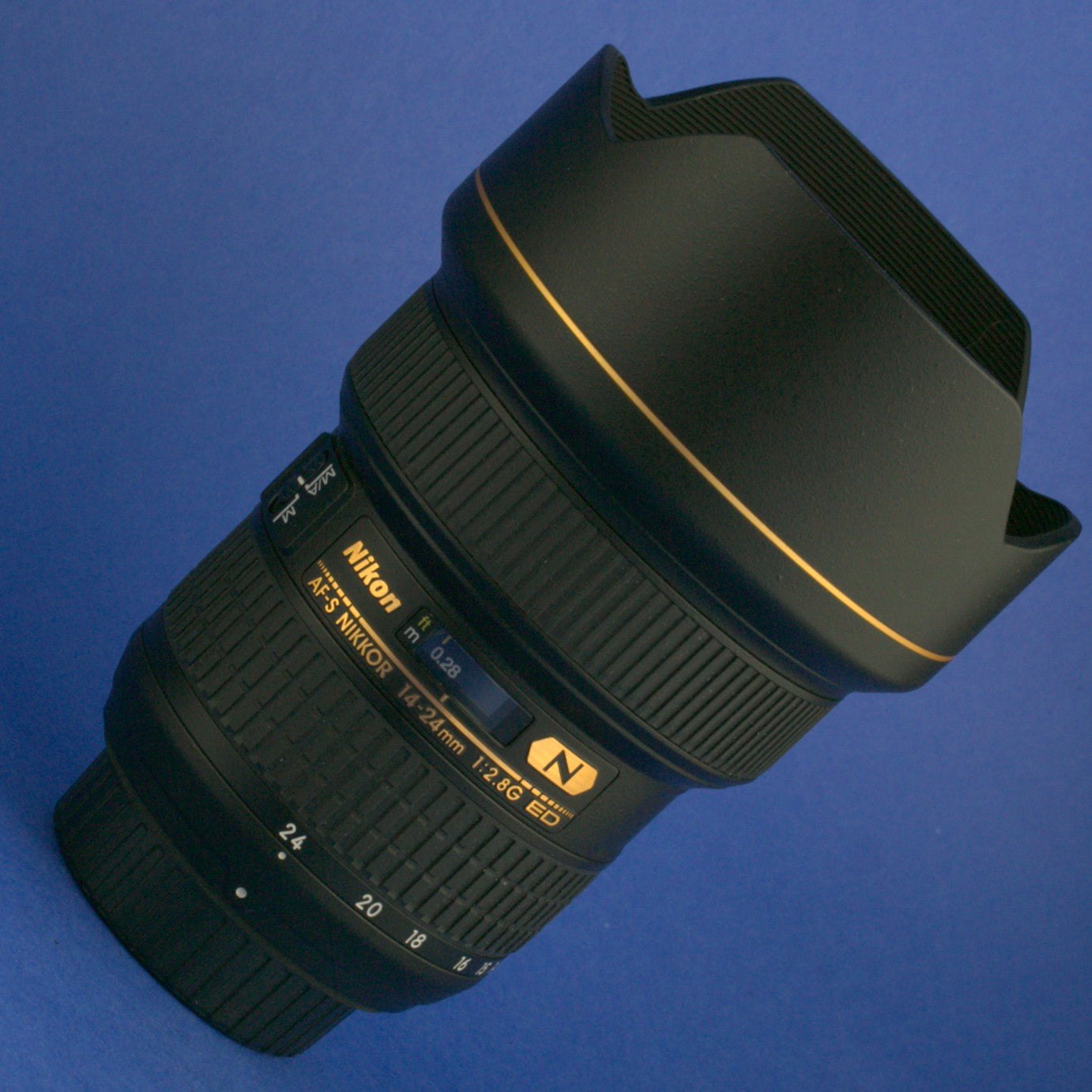 Nikon AF-S Nikkor 14-24mm 2.8 Lens Mint Condition