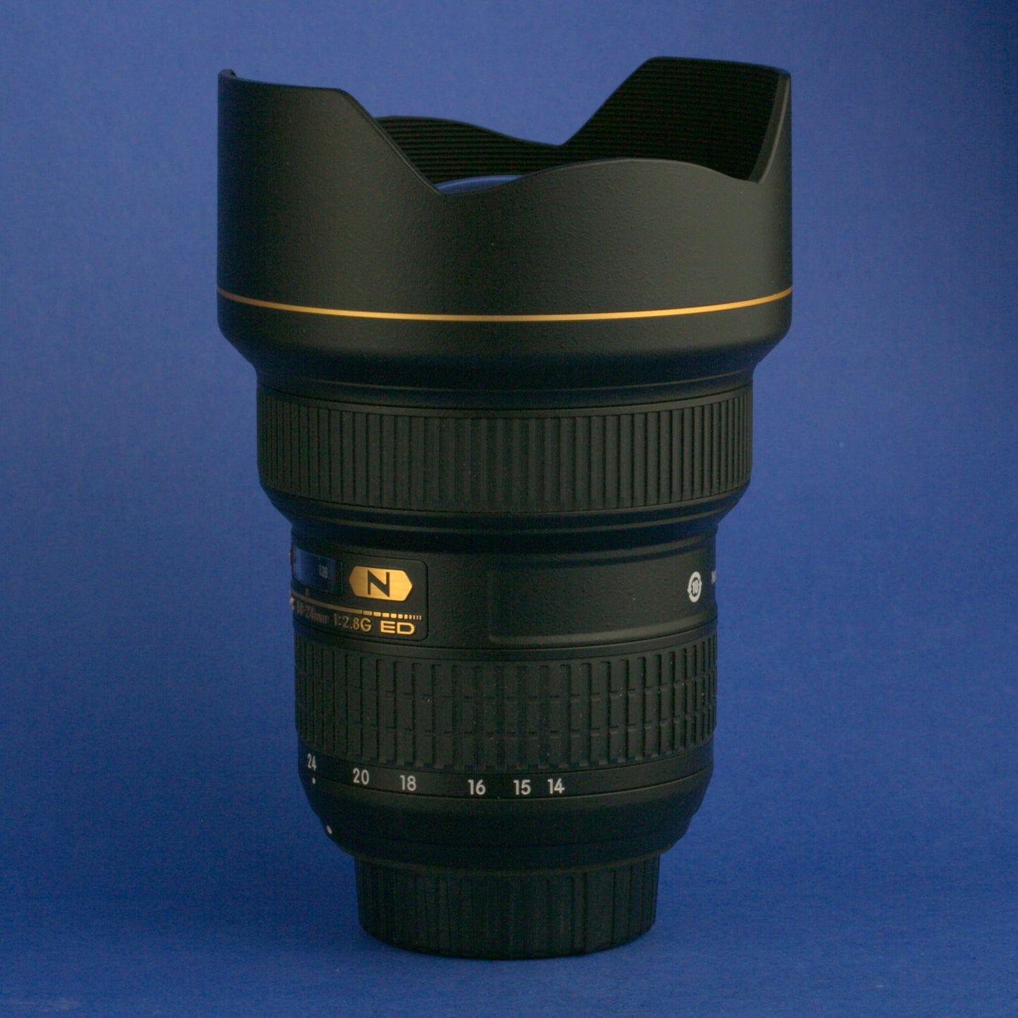 Nikon AF-S Nikkor 14-24mm 2.8 Lens Mint Condition