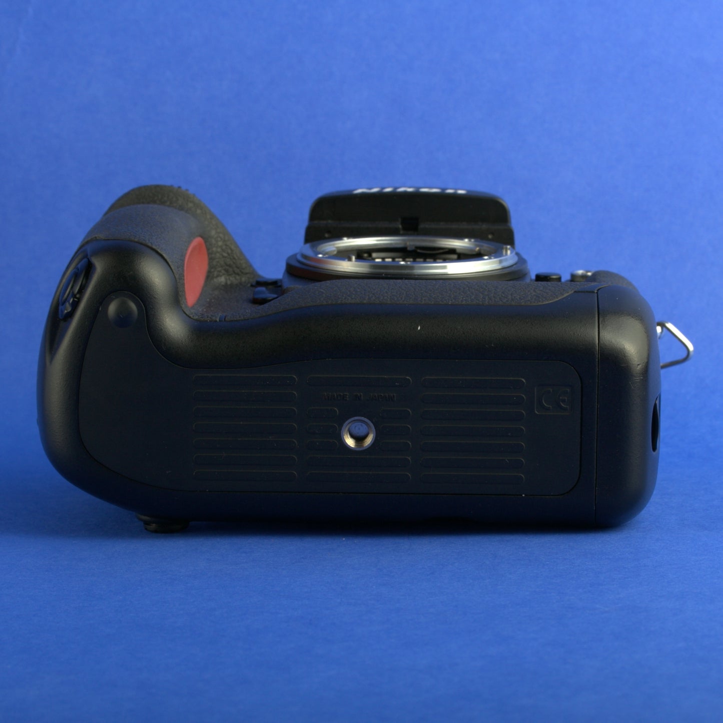 Nikon F5 Film Camera Body Near Mint Condition