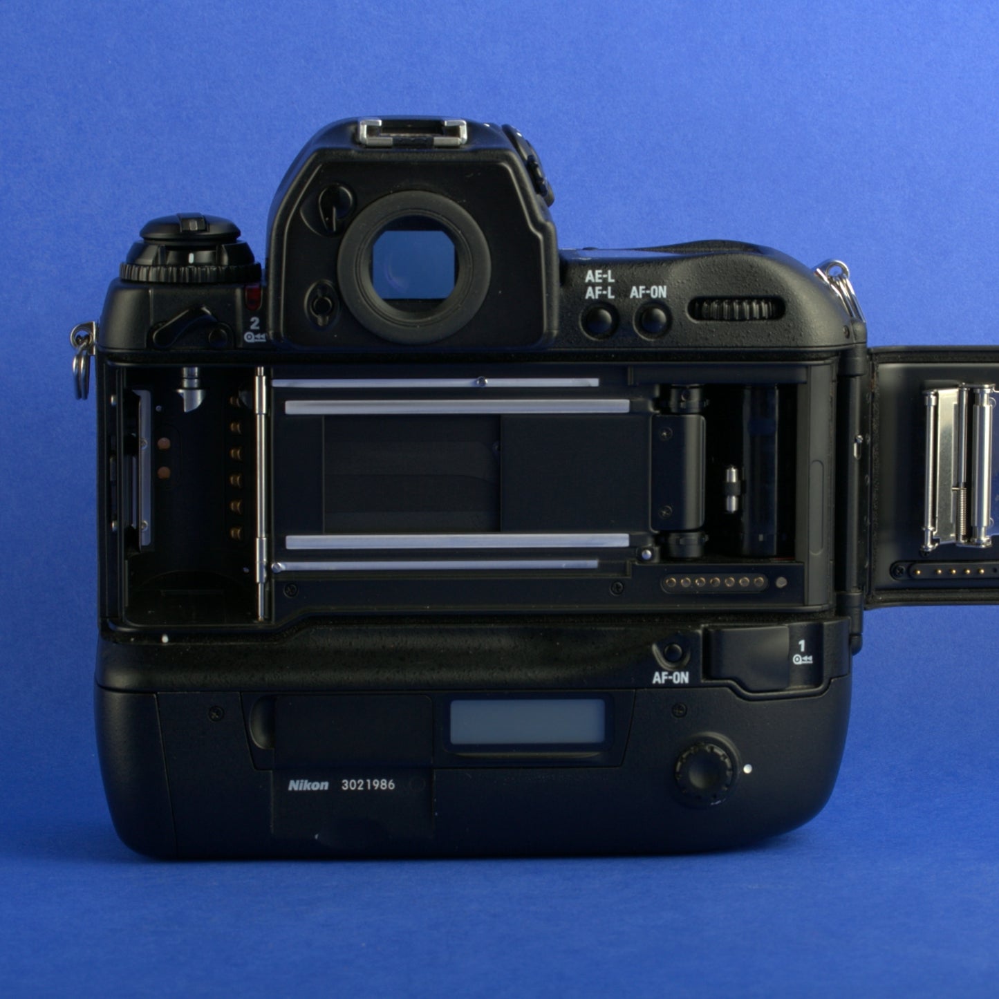 Nikon F5 Film Camera Body Near Mint Condition