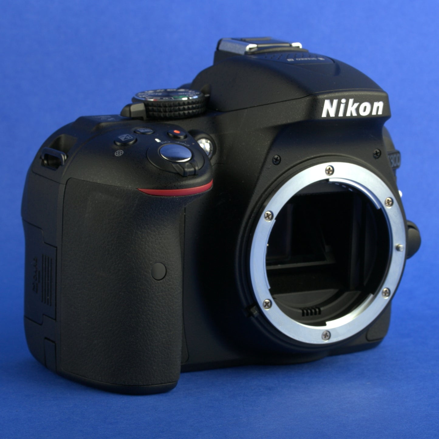 Nikon D5300 Digital Camera Body Only Mint Condition 10 Actuations
