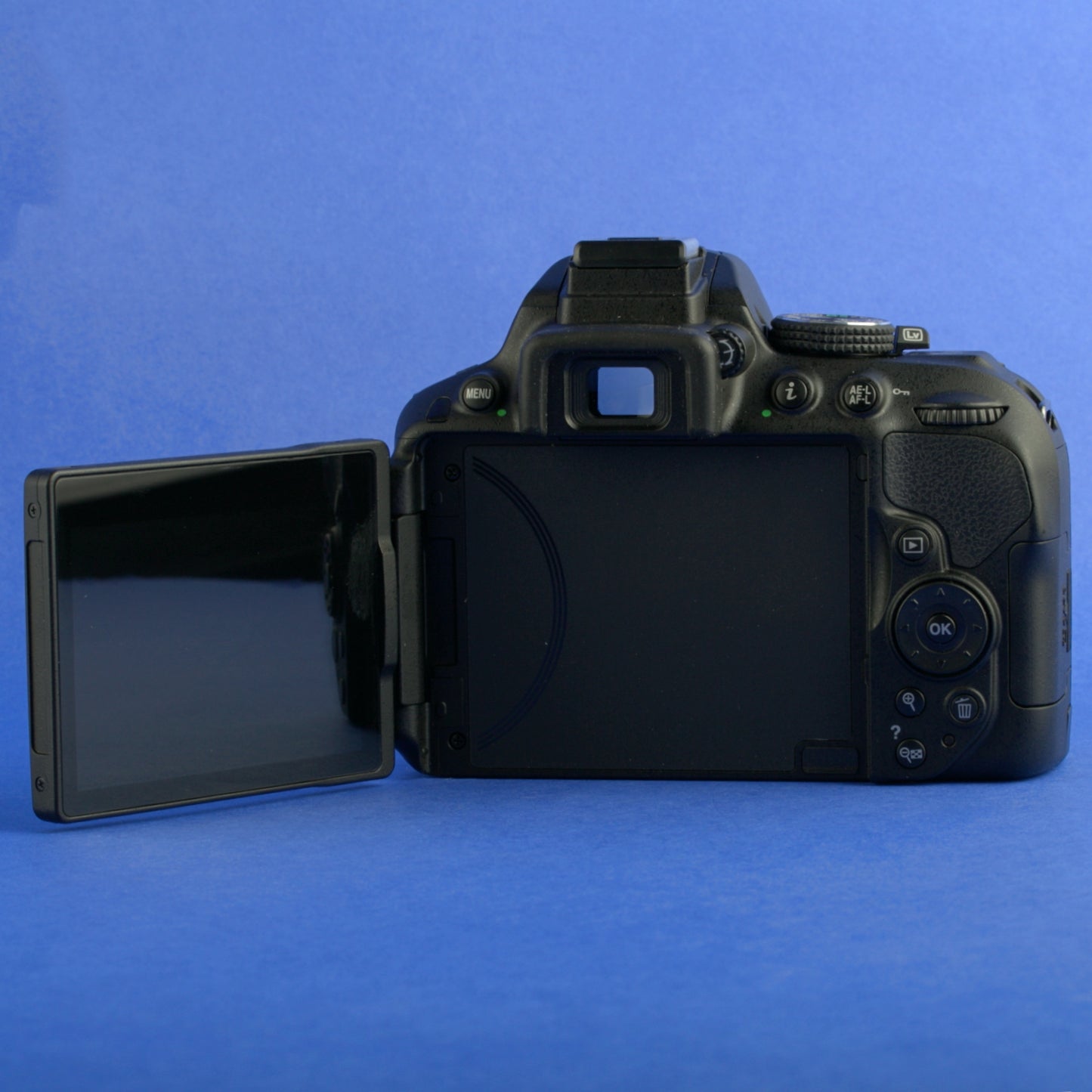 Nikon D5300 Digital Camera Body Only Mint Condition 10 Actuations