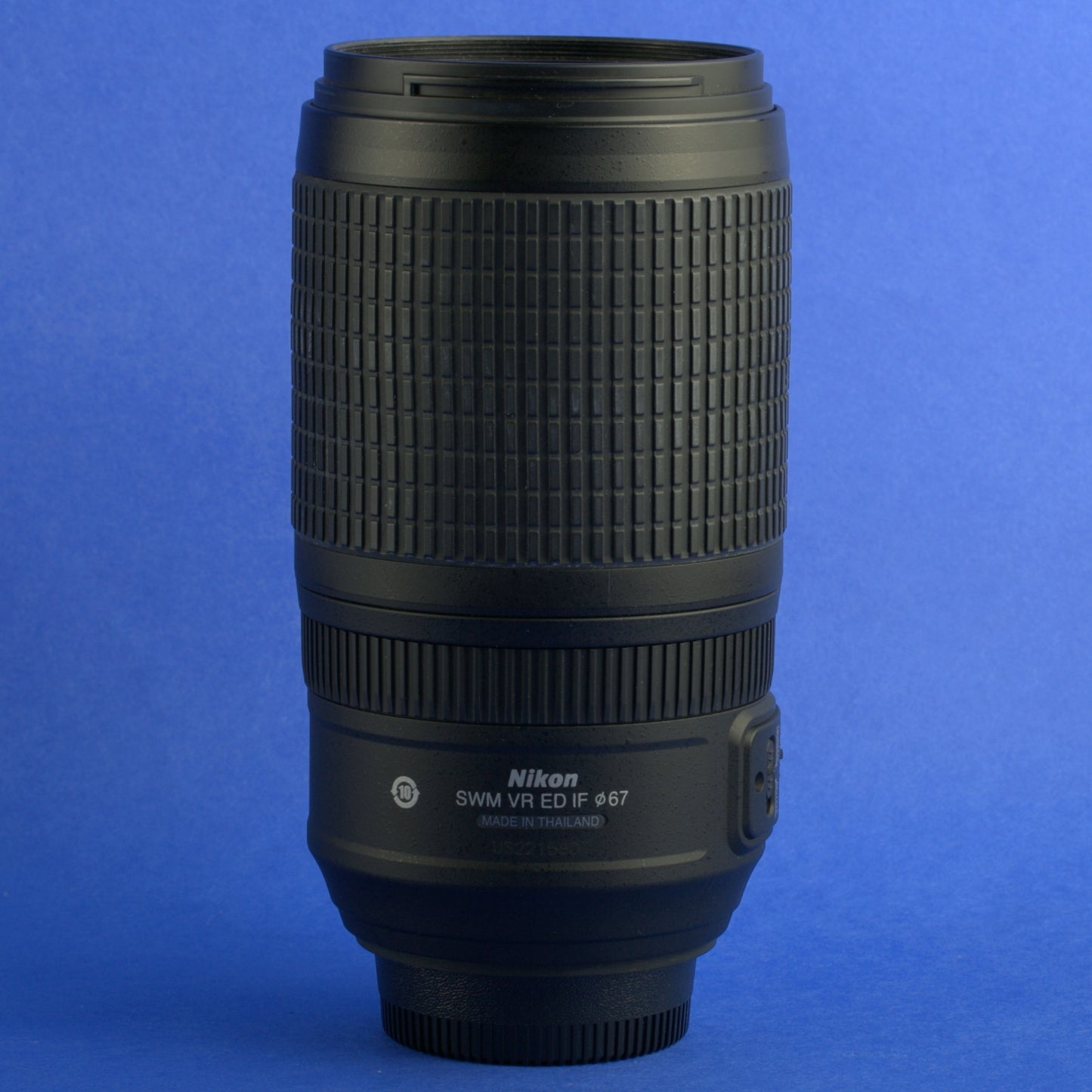 Nikon AF-S Nikkor 70-300mm 4.5-5.6 VR Lens US Model