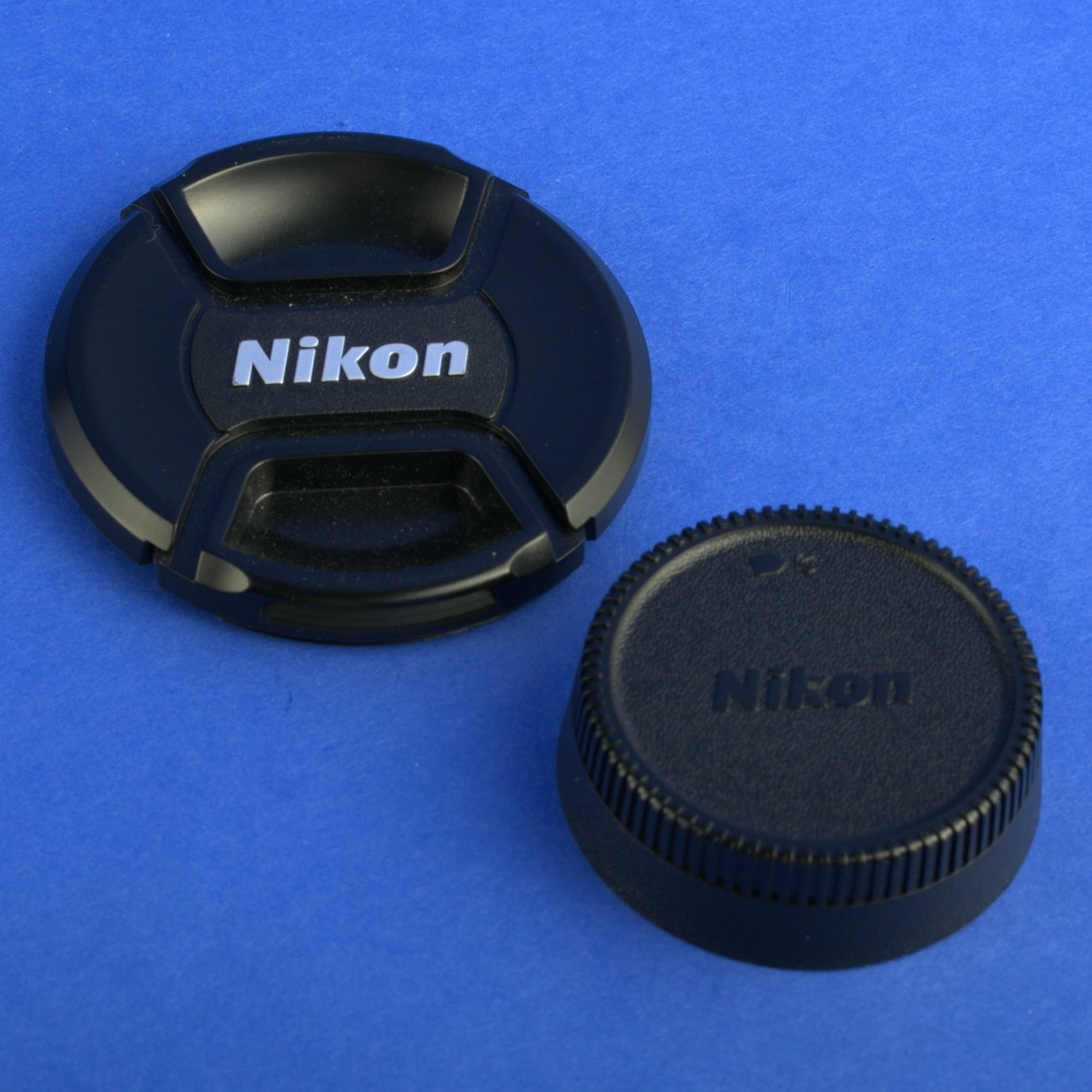 Nikon AF-S Nikkor 70-300mm 4.5-5.6 VR Lens US Model