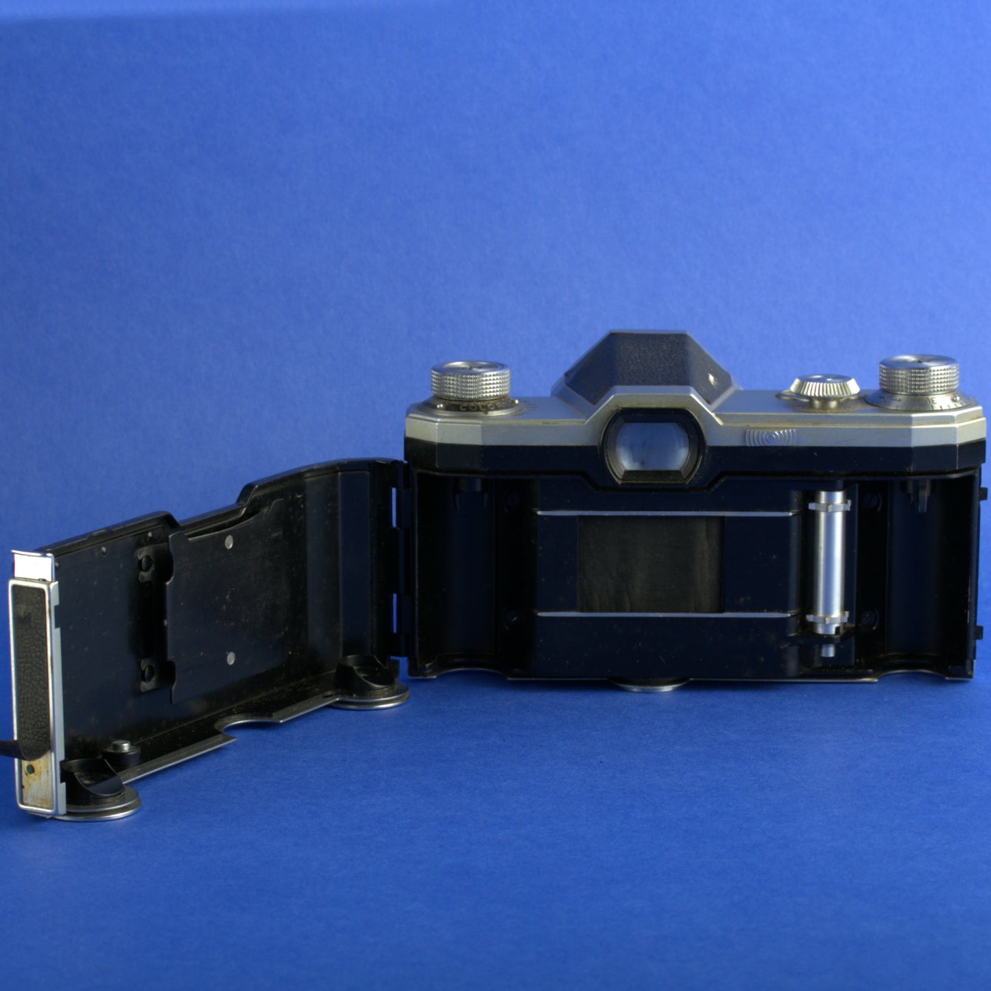 Contax S Film Camera with Biotar Lens Not Working