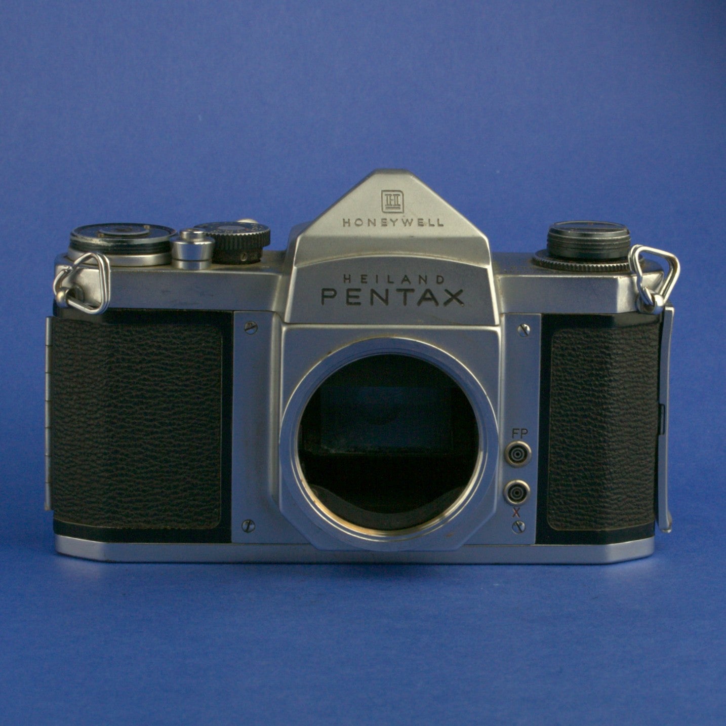 Pentax H1 Film Camera with Auto-Takumar 55mm 2.2 Lens Not Working