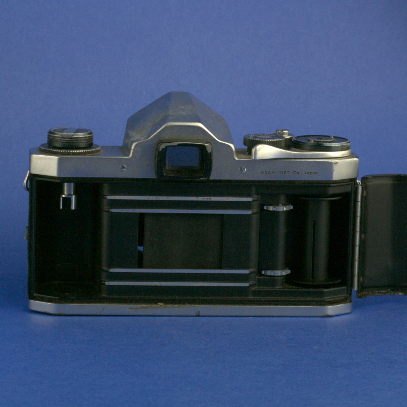 Pentax H1 Film Camera with Auto-Takumar 55mm 2.2 Lens Not Working