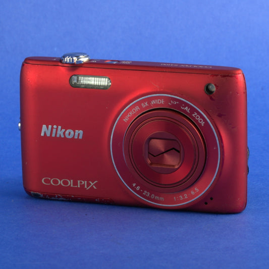 Nikon Coolpix S4100 *** READ ***