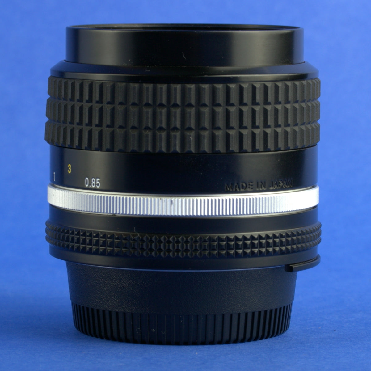 Nikon Nikkor 85mm F2 Ai-S Lens Mint Condition