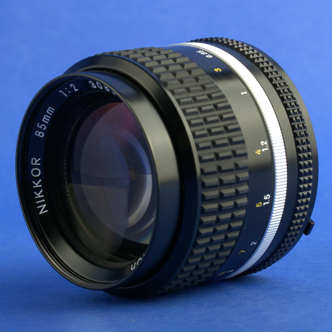 Nikon Nikkor 85mm F2 Ai-S Lens Mint Condition