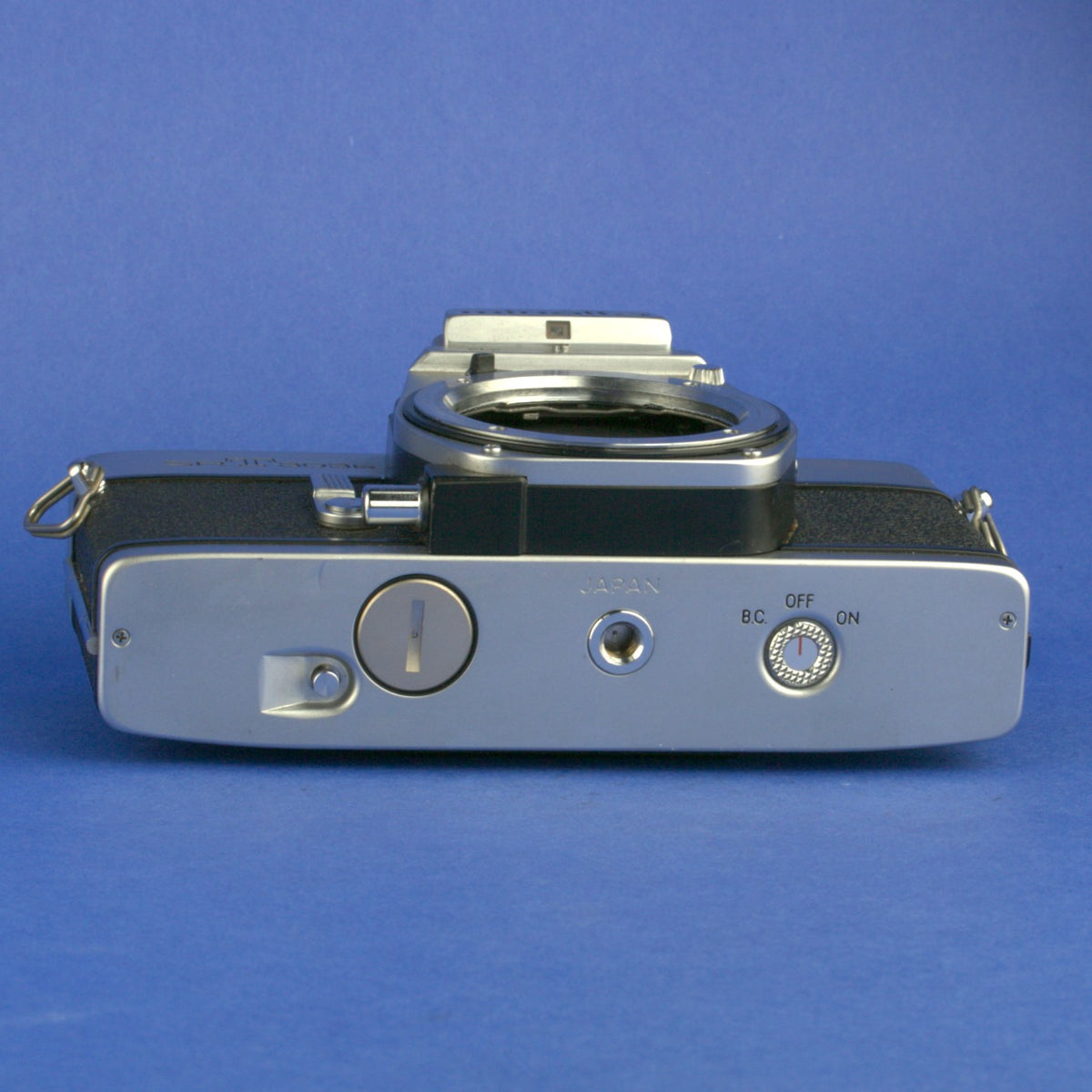 Minolta SRT303b Film Camera Body