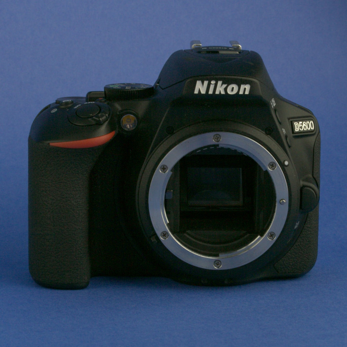 Nikon D5600 Digital Camera Body 9800 Actuations