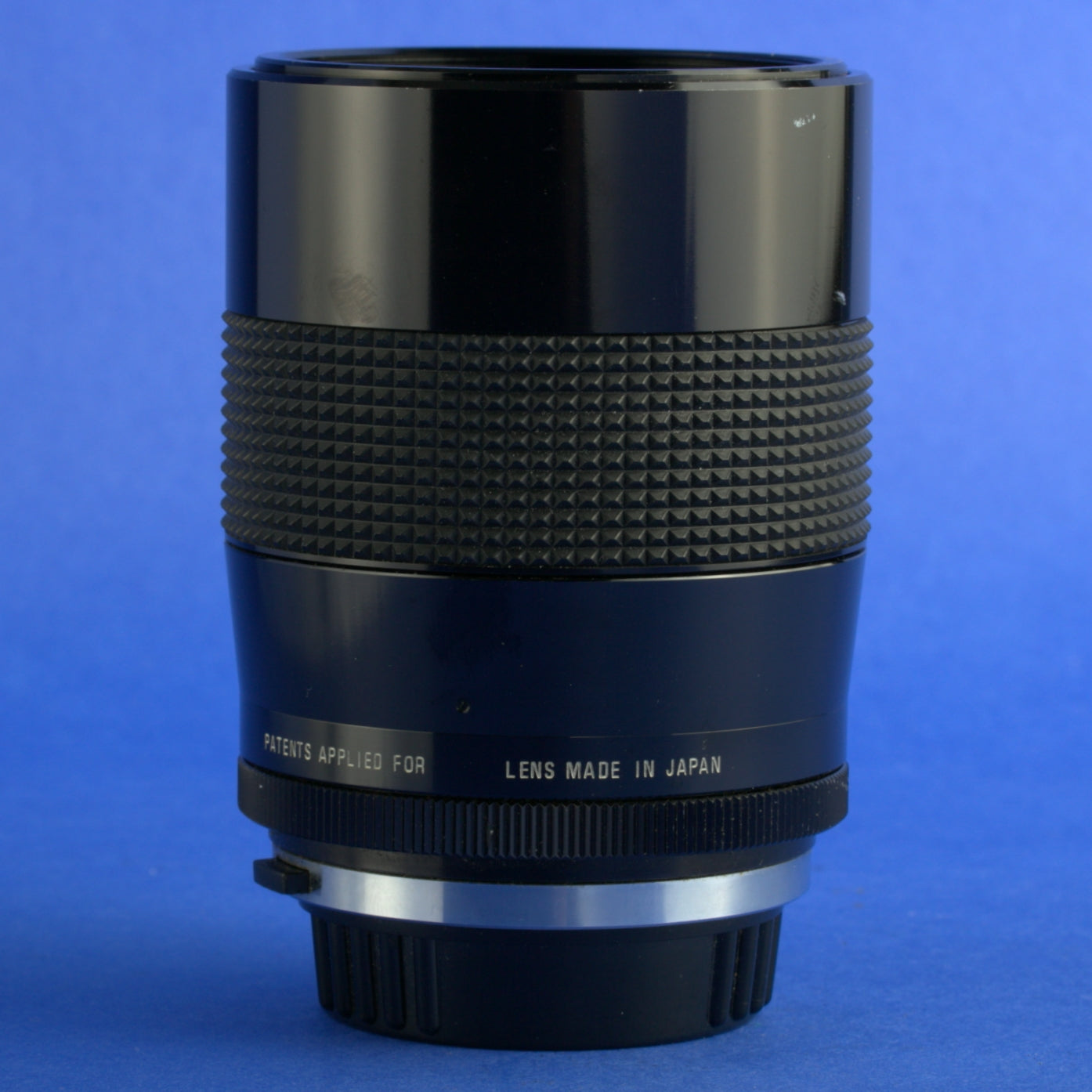 Vivitar VMC 90mm 2.5 Macro Lens with 1:1 Adapter Olympus OM Mount