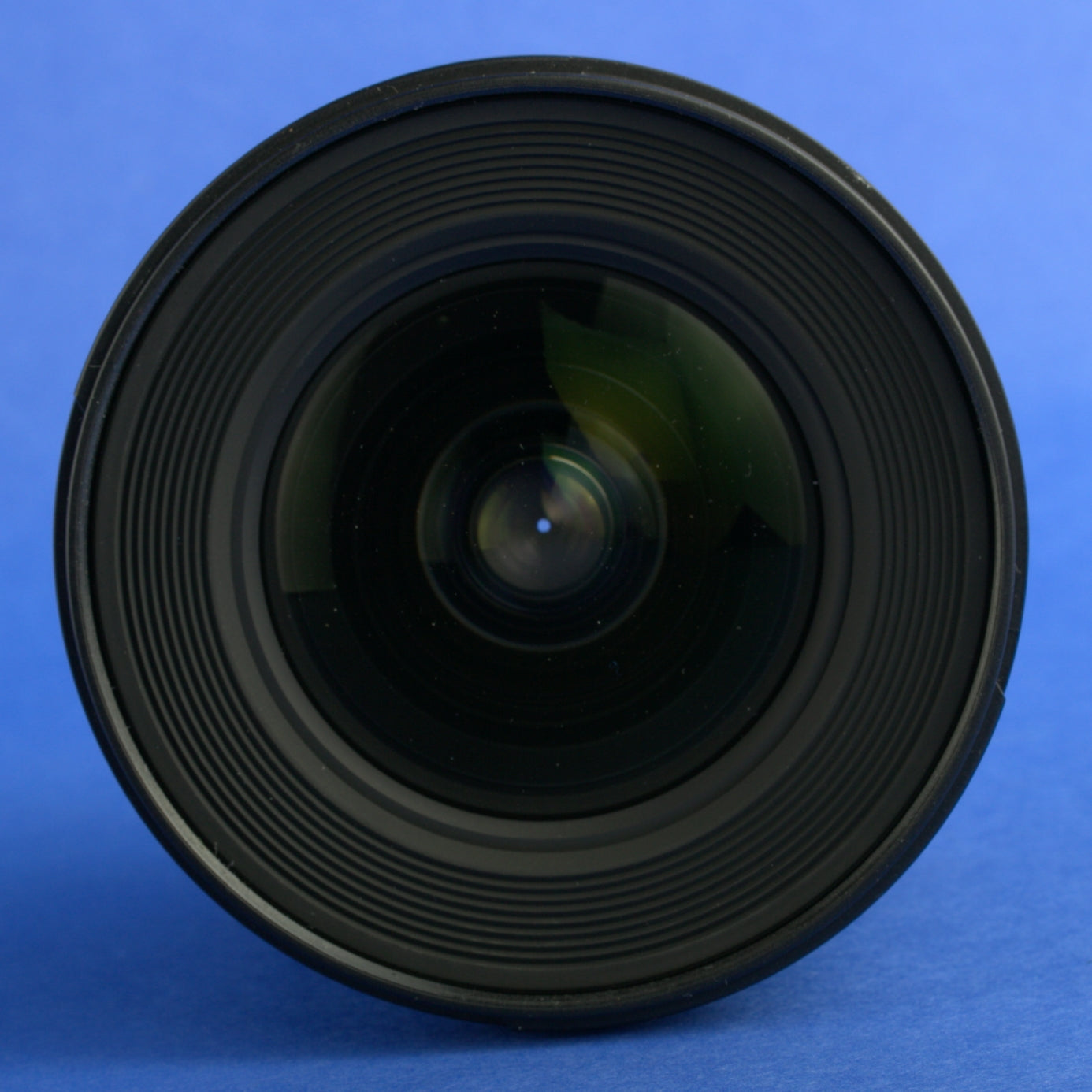 Nikon AF-S Nikkor 20mm 1.8 ED Lens US Model Mint Condition