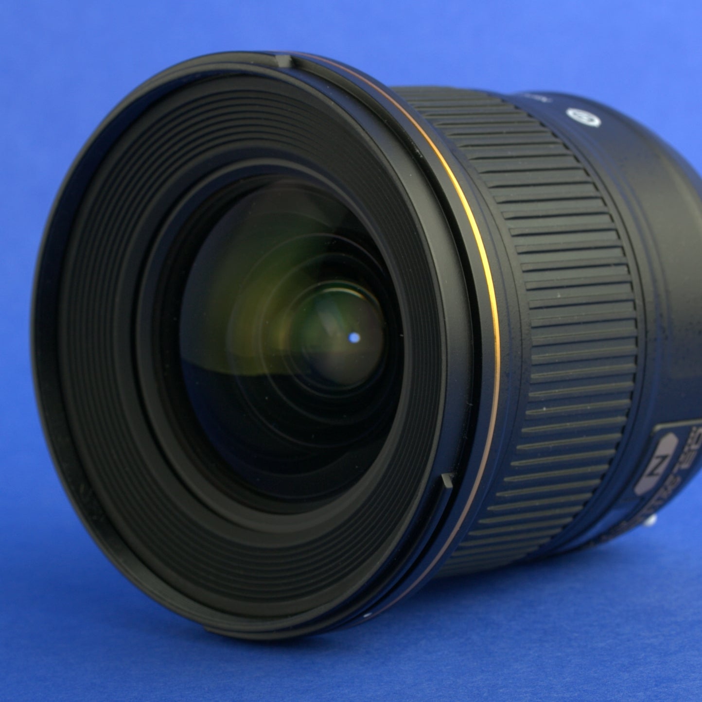 Nikon AF-S Nikkor 20mm 1.8 ED Lens US Model Mint Condition